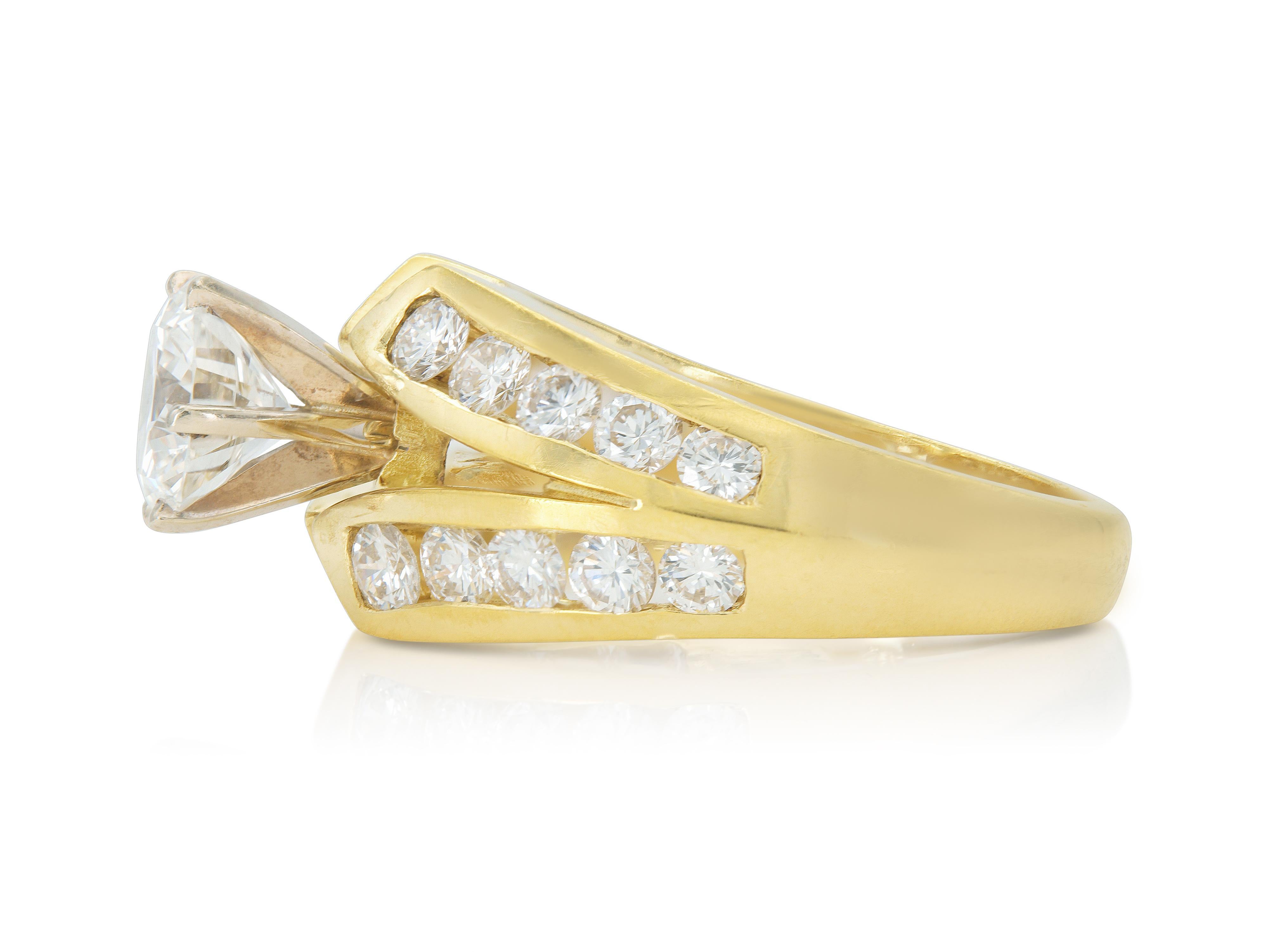 Taglio rotondo Anello di fidanzamento vintage anni '80 con diamante taglio rotondo da 1,10 carati in vendita