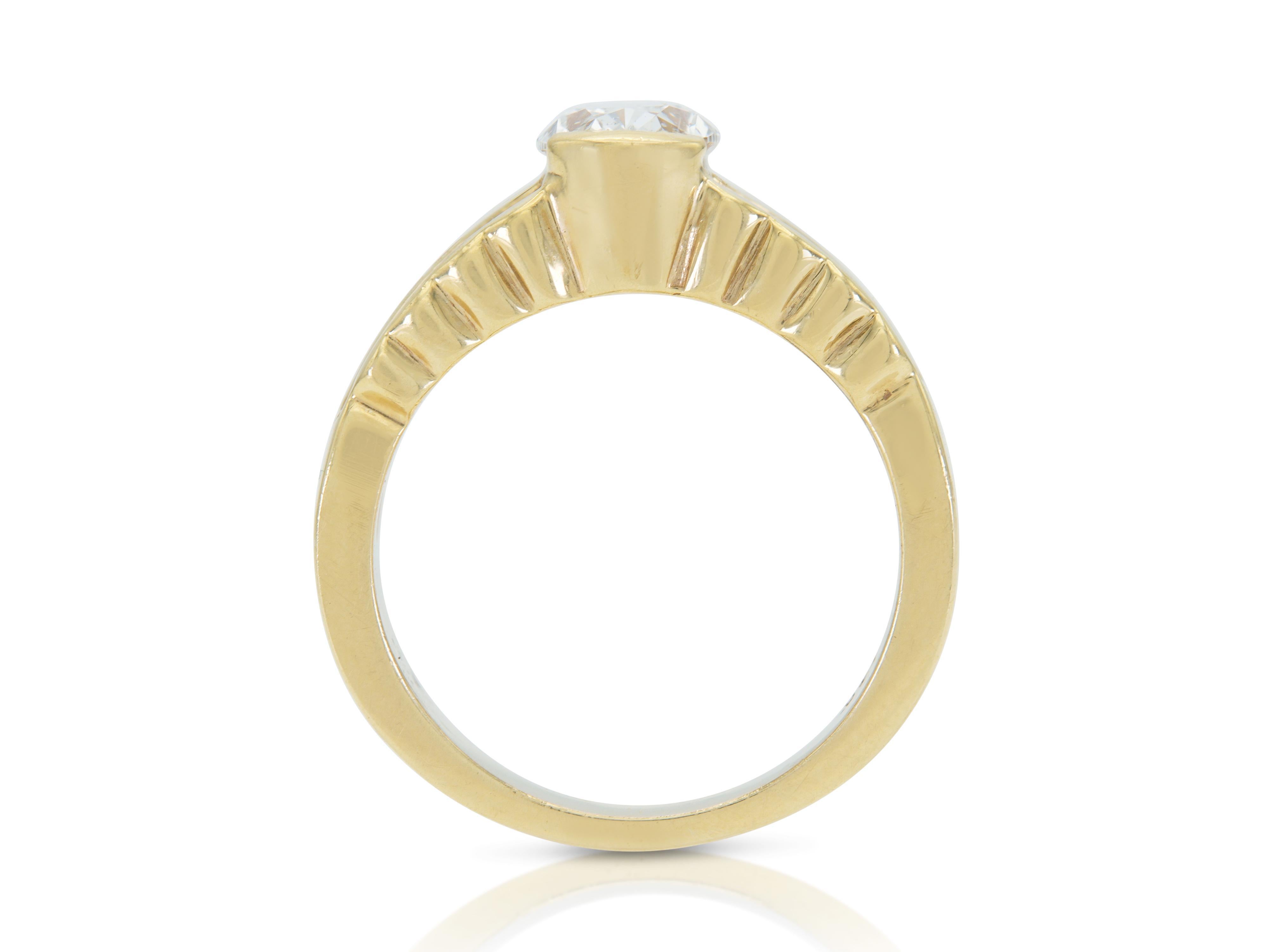 Bague de fiançailles vintage des années 1980 avec diamant ovale de 1,15 carat Bon état - En vente à New York, NY