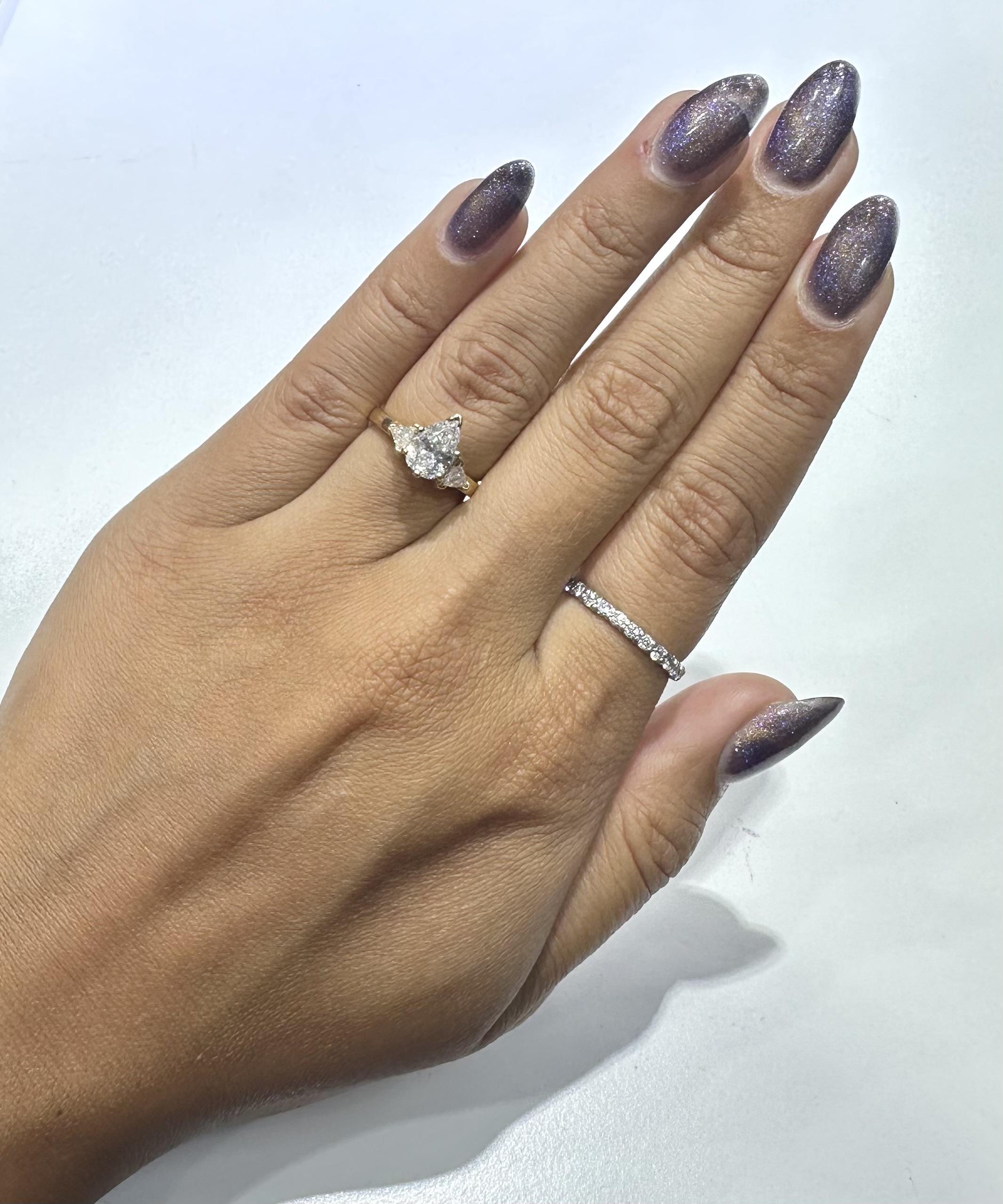 Vintage 1980er Jahre 1,30 Karat birnenförmiger Diamant-Verlobungsring Damen im Angebot