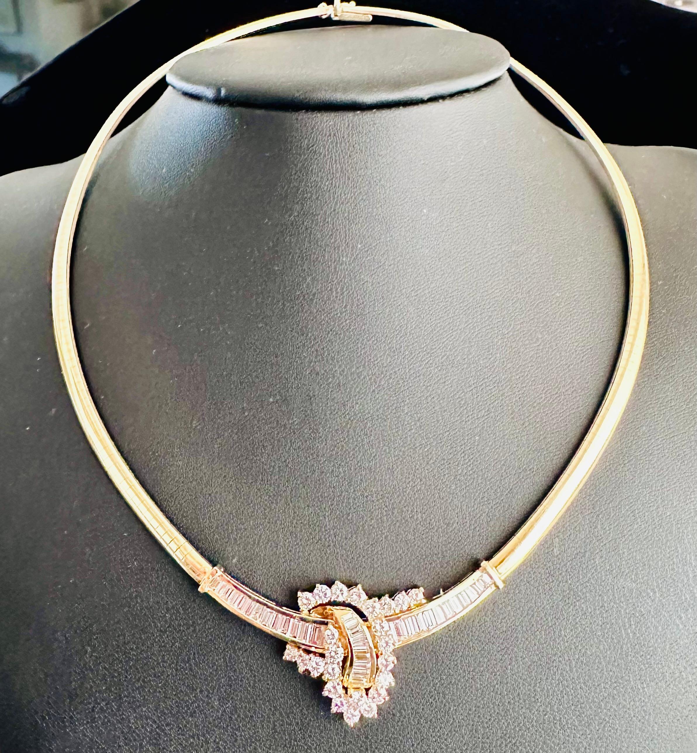 Vintage 1980's 14 karat yellow gold omega necklace with diamonds In Good Condition In Beverly Hills, CA