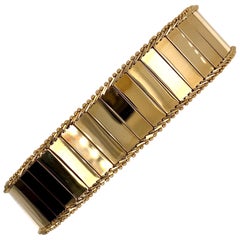 Retro 1980s 14 Karat Yellow Gold Wide Mirror Finish Link Bracelet