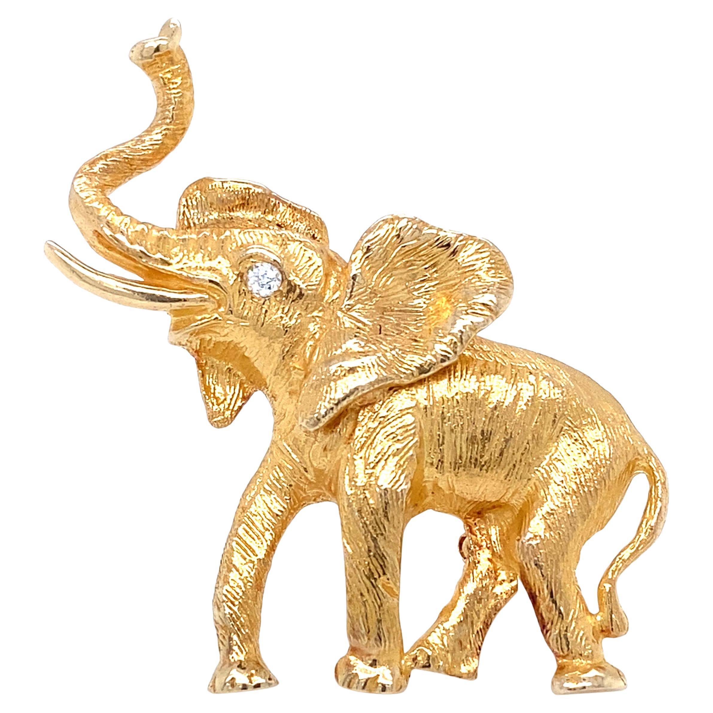 Vintage 1980s 14K Yellow Gold Elephant Pin/Brooch with Diamond Eye