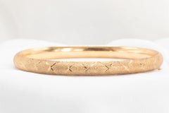 Vintage 14k Yellow Gold Glittery Bangle Bracelet