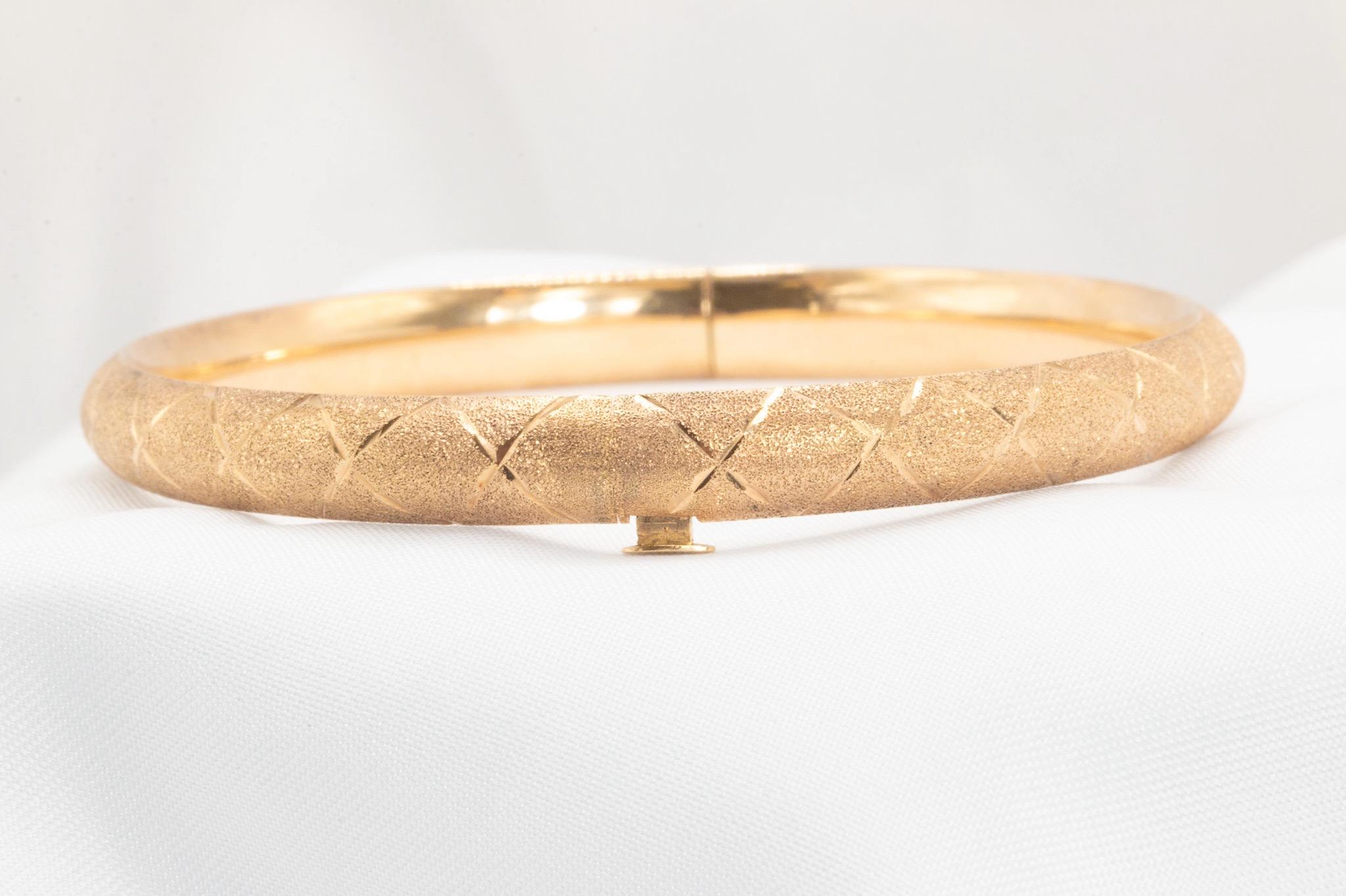 Glitter-Armreif aus 14 Karat Gelbgold, 1980er Jahre, Vintage im Zustand „Gut“ im Angebot in Houston, TX