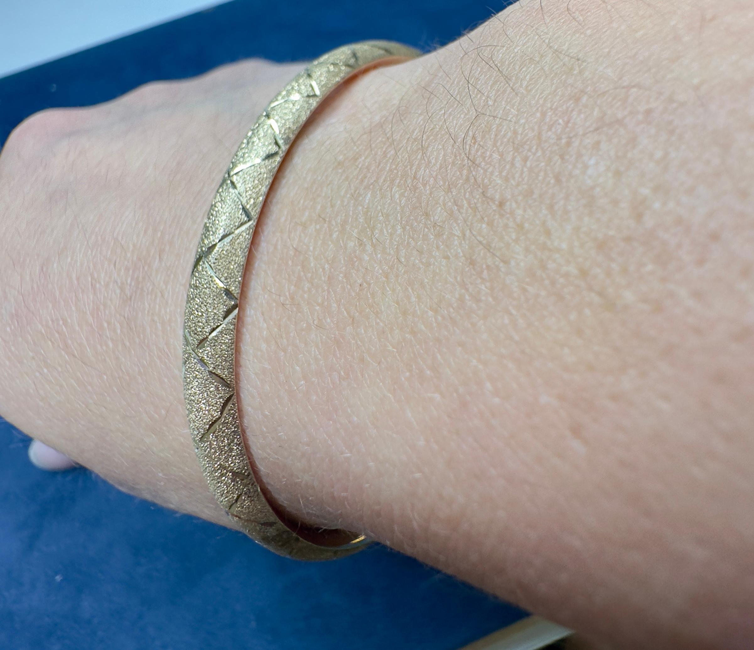 Glitter-Armreif aus 14 Karat Gelbgold, 1980er Jahre, Vintage im Angebot 2