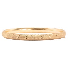 Vintage 14k Yellow Gold Glittery Bangle Bracelet