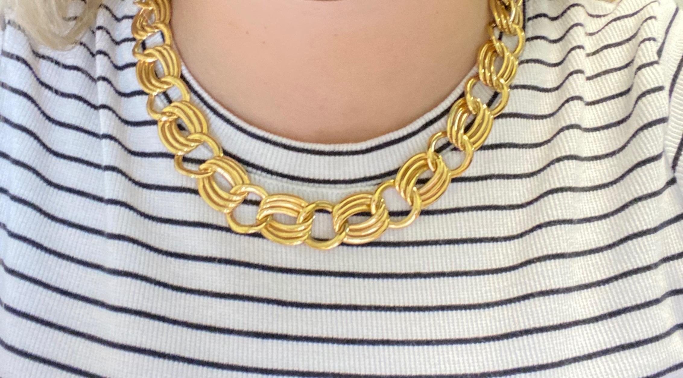 Modern Vintage 1980s 14 Karat Yellow Gold Italian Wide Cable Link Necklace