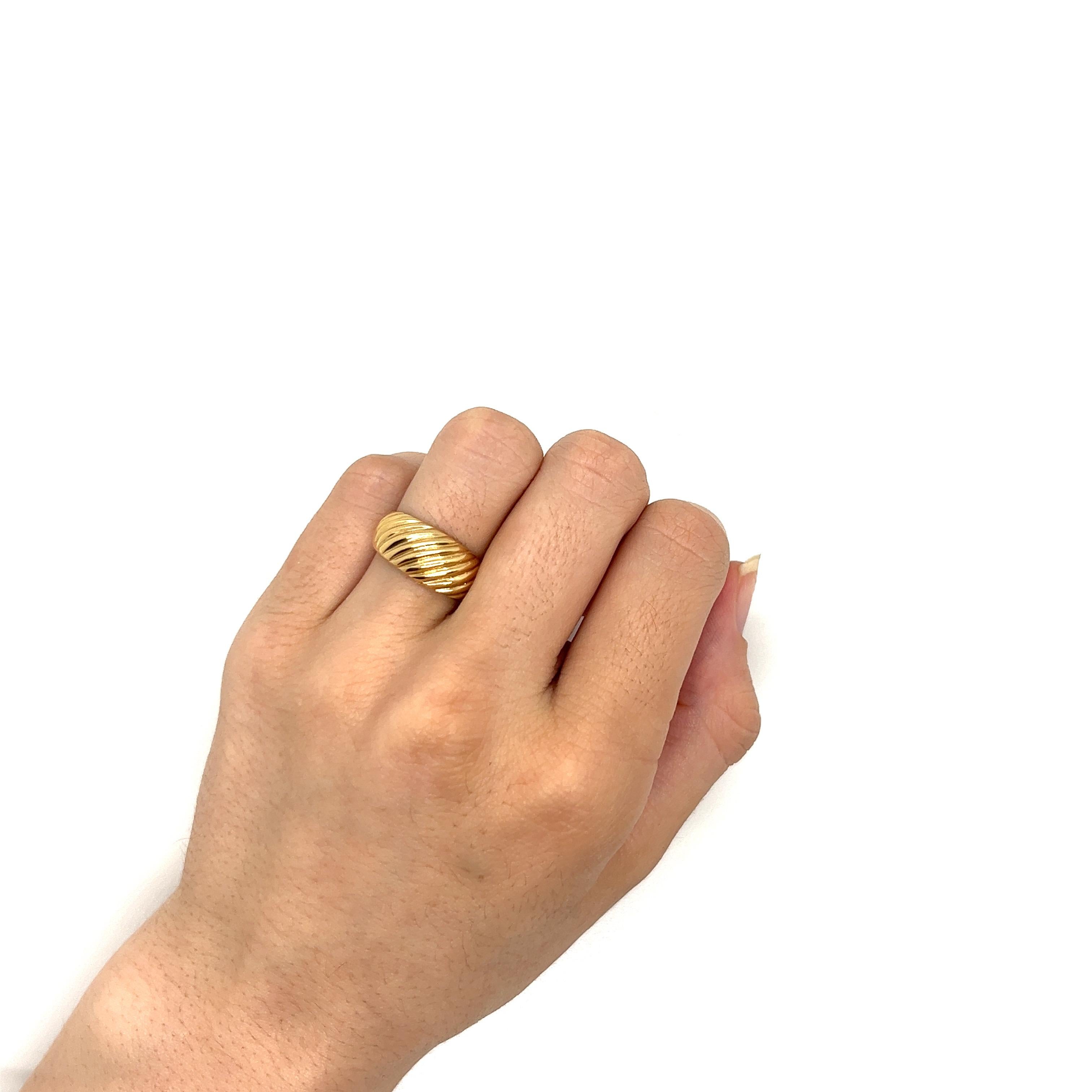 Women's Vintage 1980's 14k Yellow Gold Shrimp Design Statement Ring For Sale