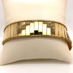 Vintage 1980s 14 Karat Yellow Gold Wide Mirror Finish Link Bracelet