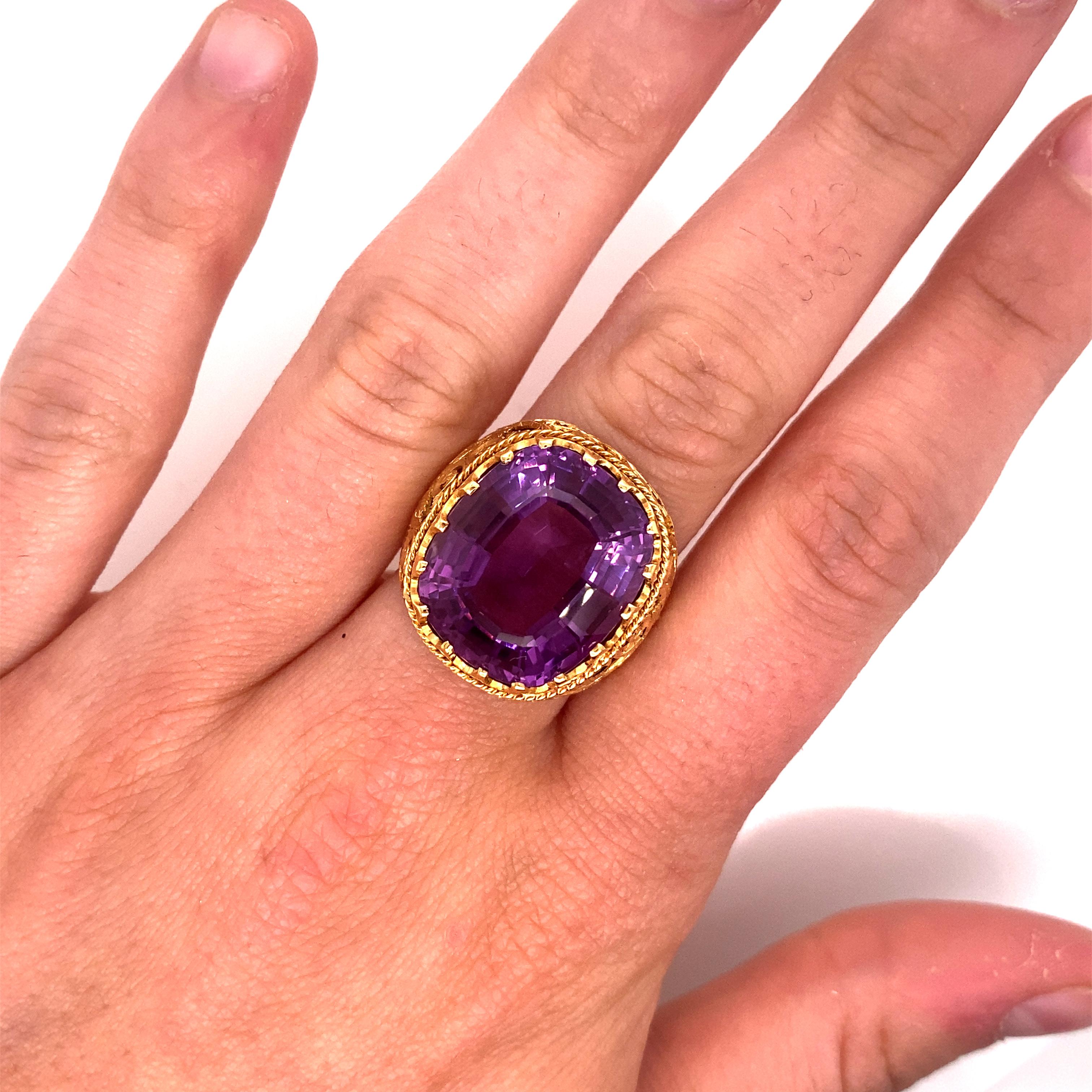 Vintage 1980's 15ct Cushion Cut Amethyst Ring For Sale 5