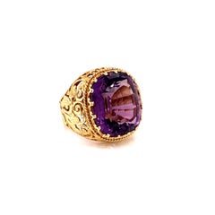 Vintage 1980's 15ct Cushion Cut Amethyst Ring