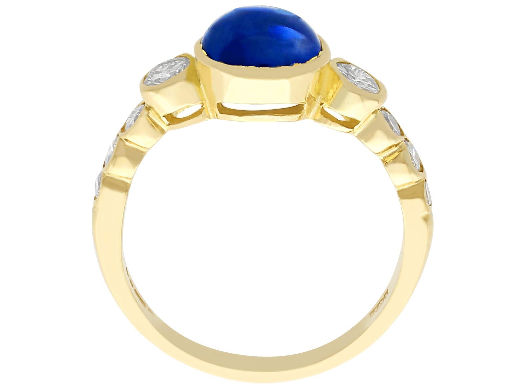 Vintage 1980s 1.74ct Cabochon Cut Sapphire and Diamond Yellow Gold Cocktail Ring For Sale 1