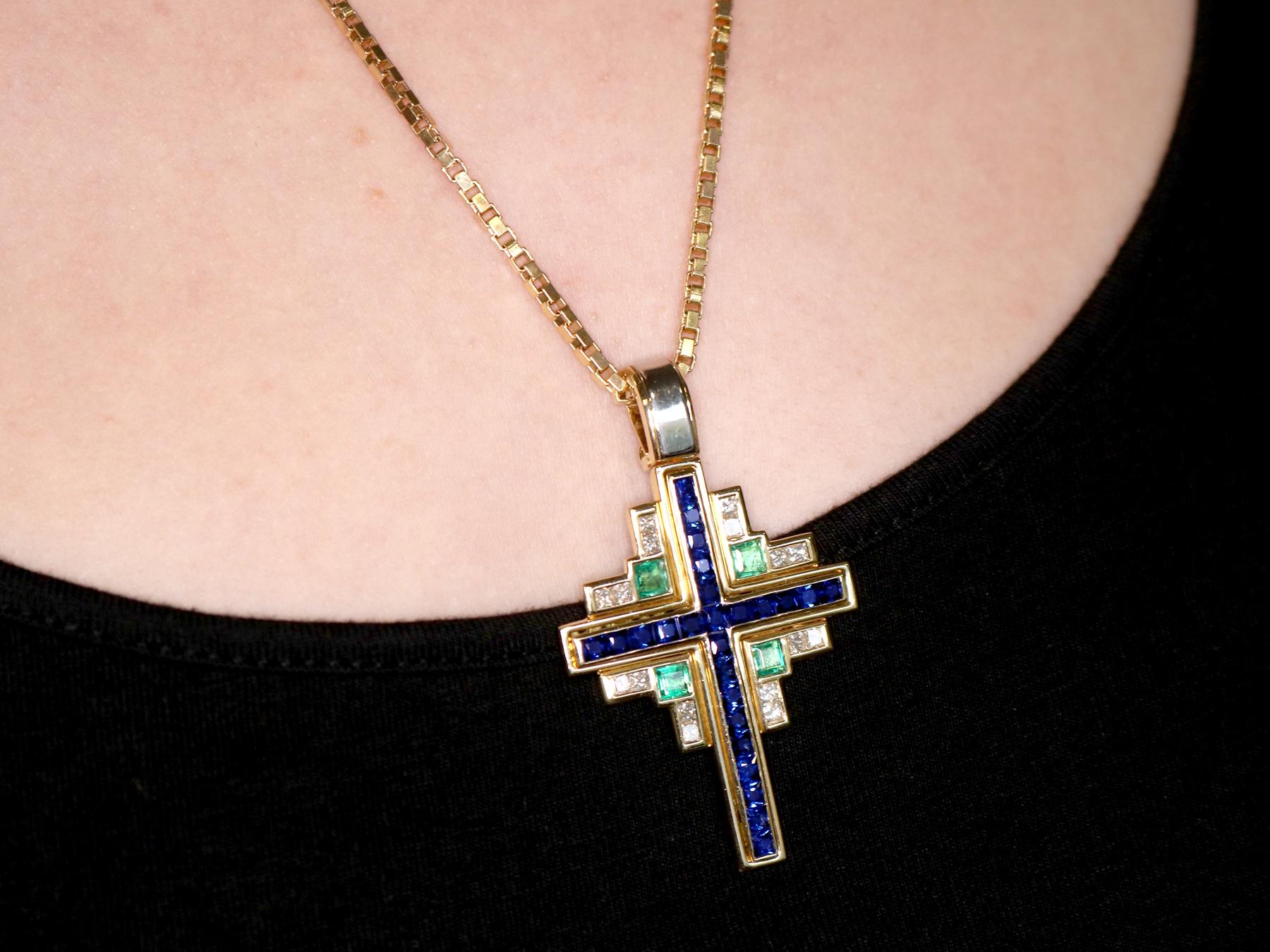 1980s 1.75 Carat Sapphire 1 Carat Emerald and Diamond Yellow Gold Cross Pendant 4