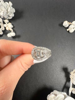 Vintage 1980s 18ct White Gold Emerald Cut Diamond Set Buckle/Belt Ring