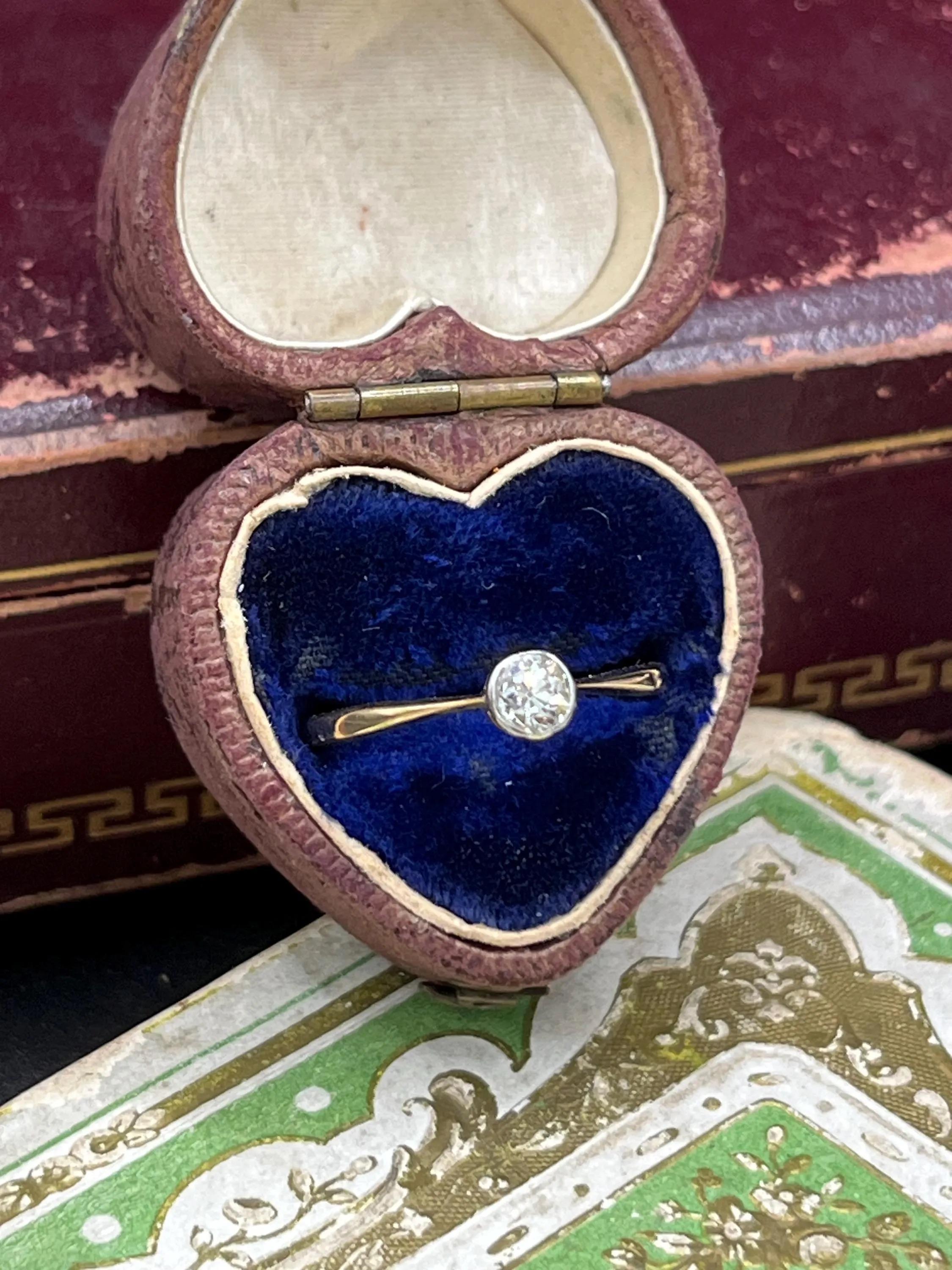Anillo vintage de diamantes de 0,25 quilates en oro amarillo de 18 ct de la década de 1980 con una sola piedra en venta 1