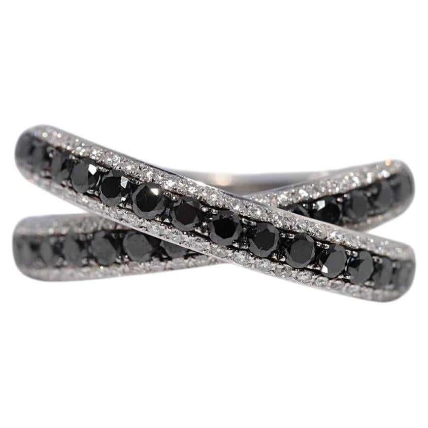 Vintage 1980s 18k Gold Natural Black And White Diamond Decorated Ring