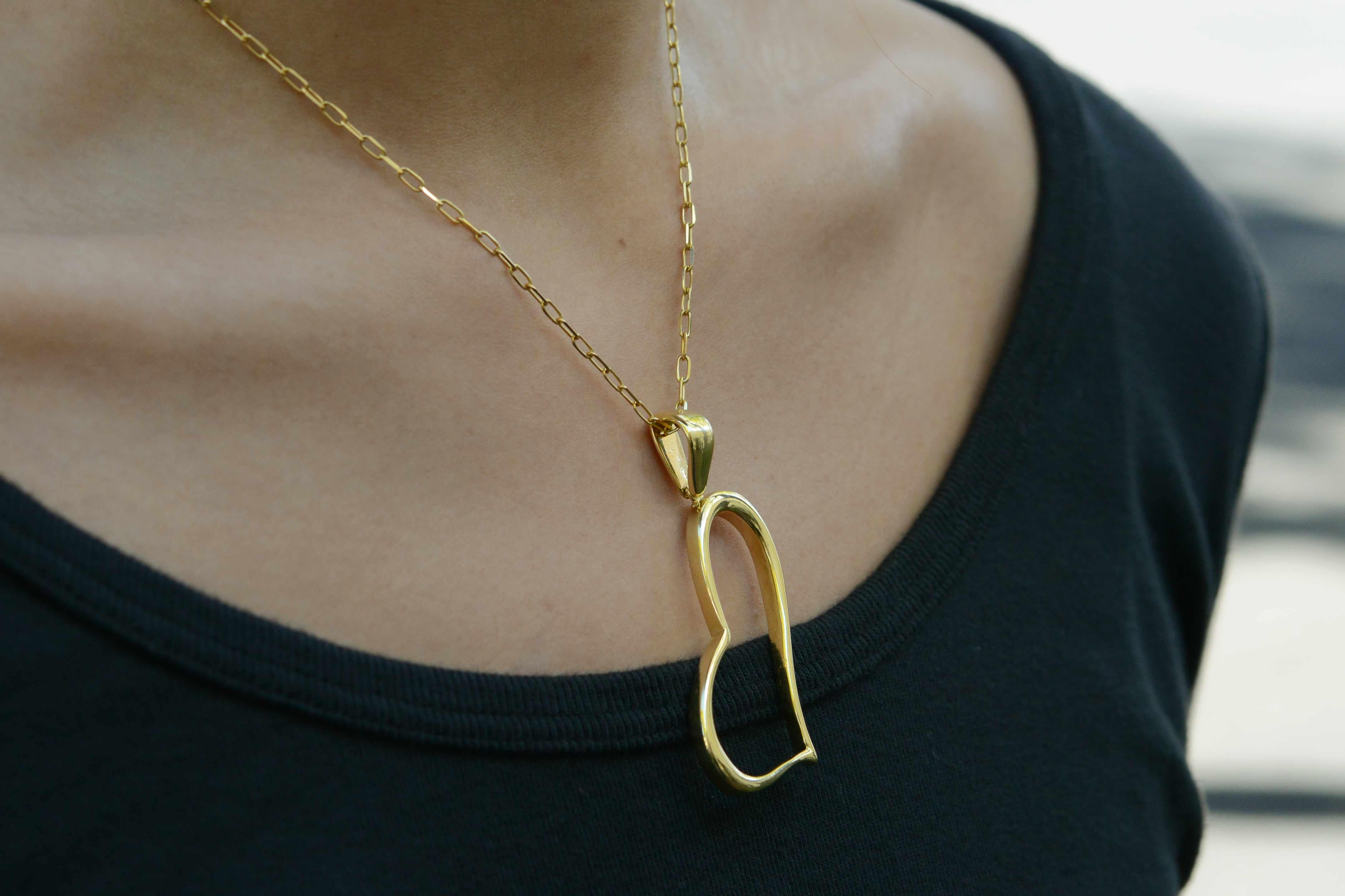 Contemporary Vintage 1980s 18k Yellow Gold Giant Abstract Heart Pendant