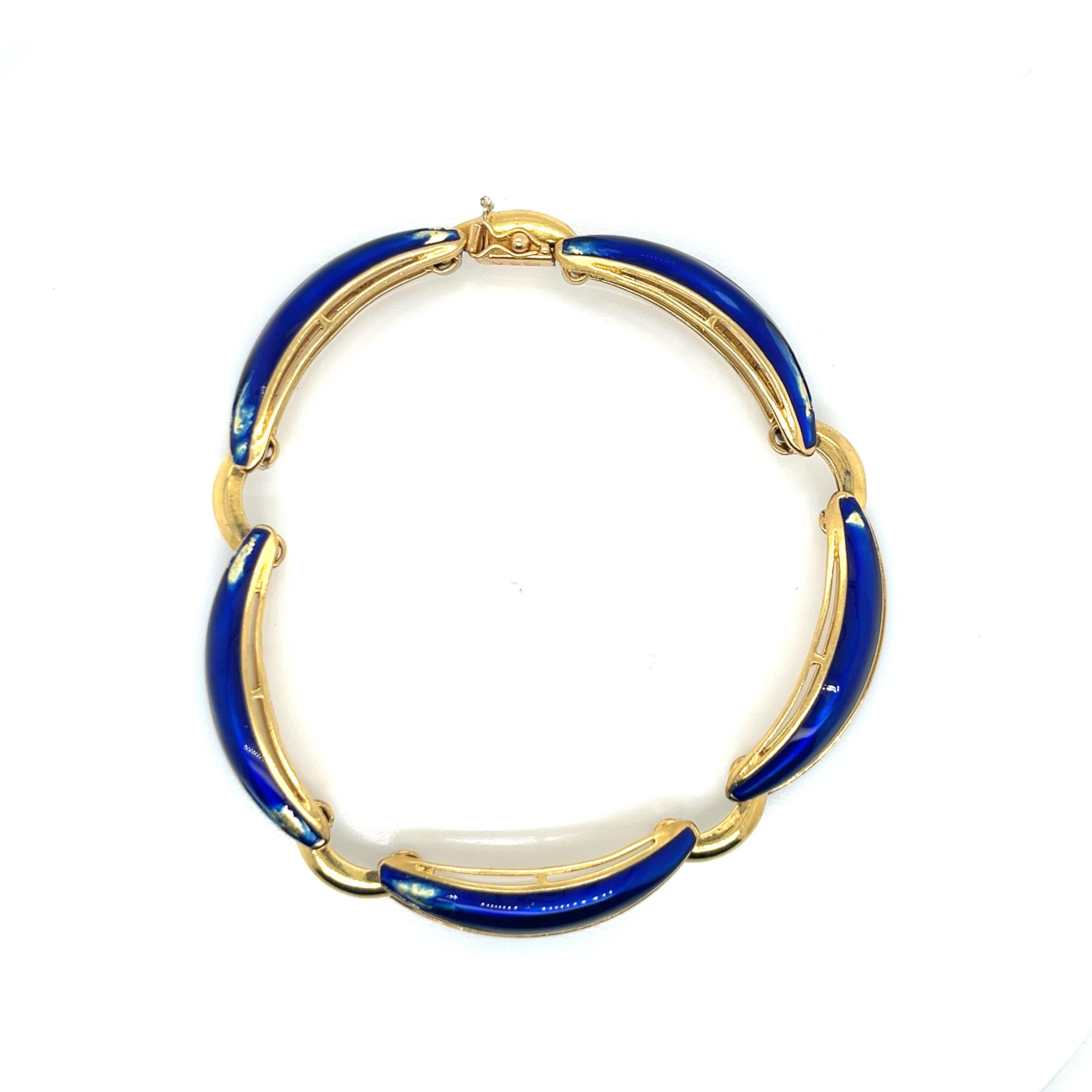 Vintage 1980's 18K Yellow Gold Italian Blue Enamel and Gold Bracelet In Fair Condition For Sale In Boston, MA