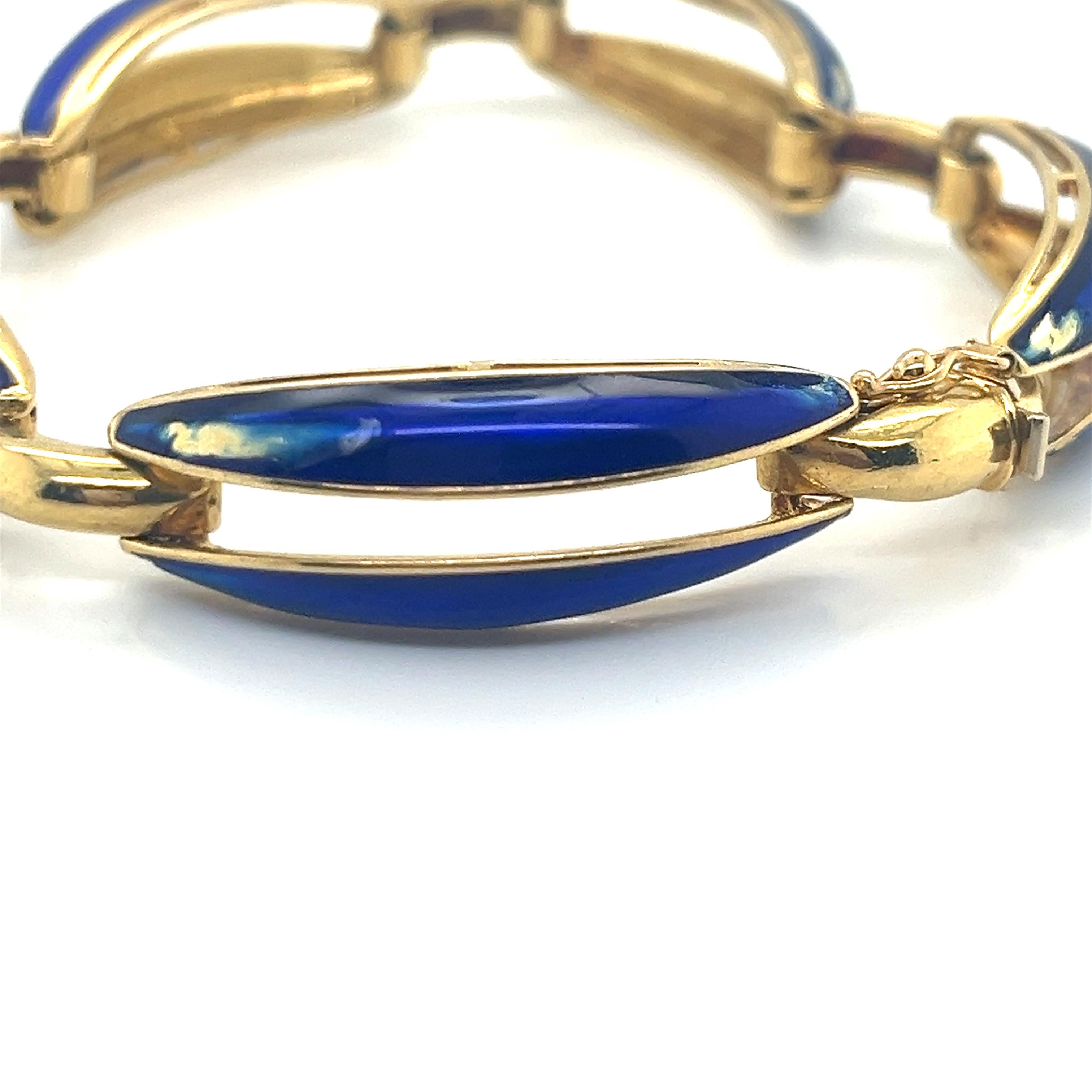 Vintage 1980's 18K Yellow Gold Italian Blue Enamel and Gold Bracelet For Sale 3