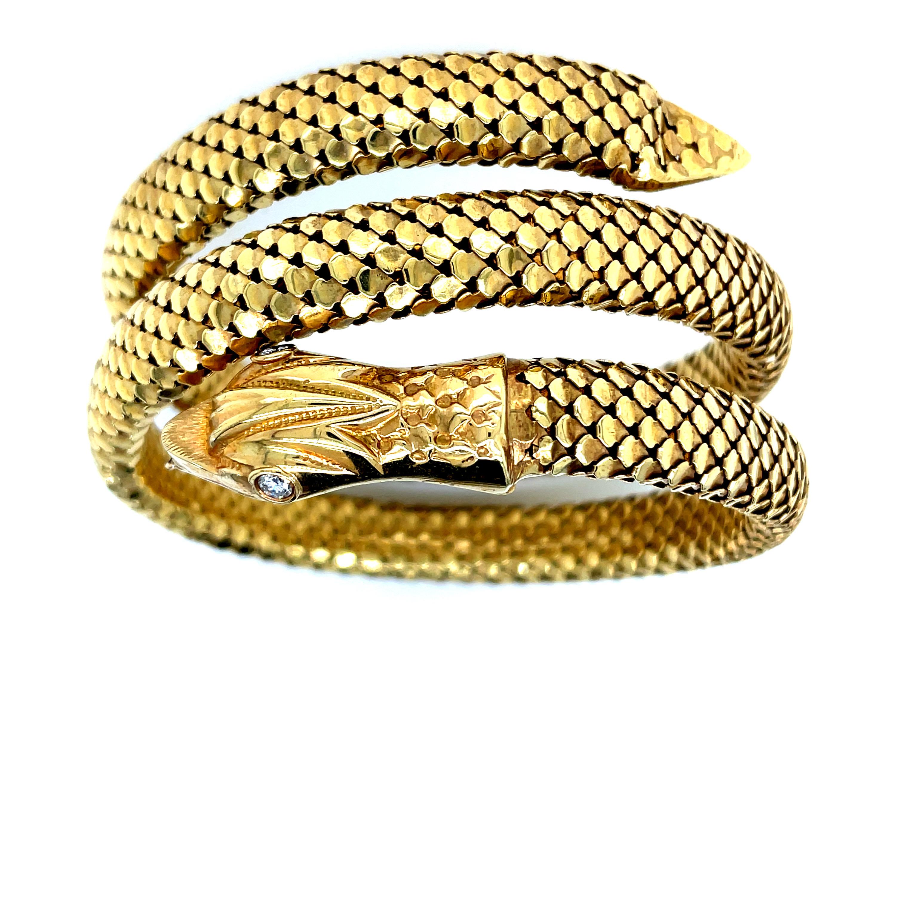 Vintage 1980s 18k Yellow Gold Snake Bracelet and Arm Band In Excellent Condition For Sale In Boston, MA