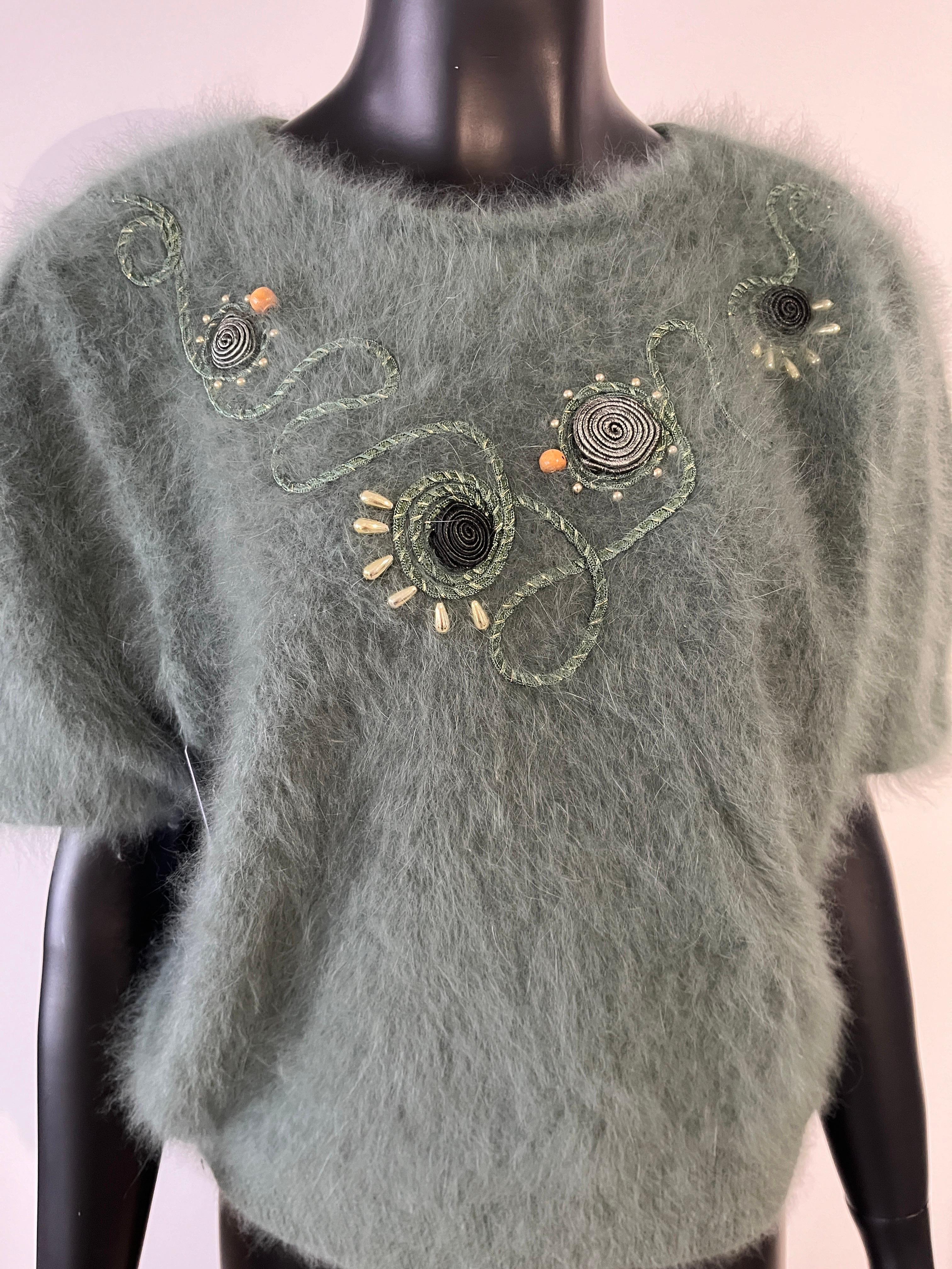 Vintage 1980’s beaded angora Jumper In Good Condition In COLLINGWOOD, AU