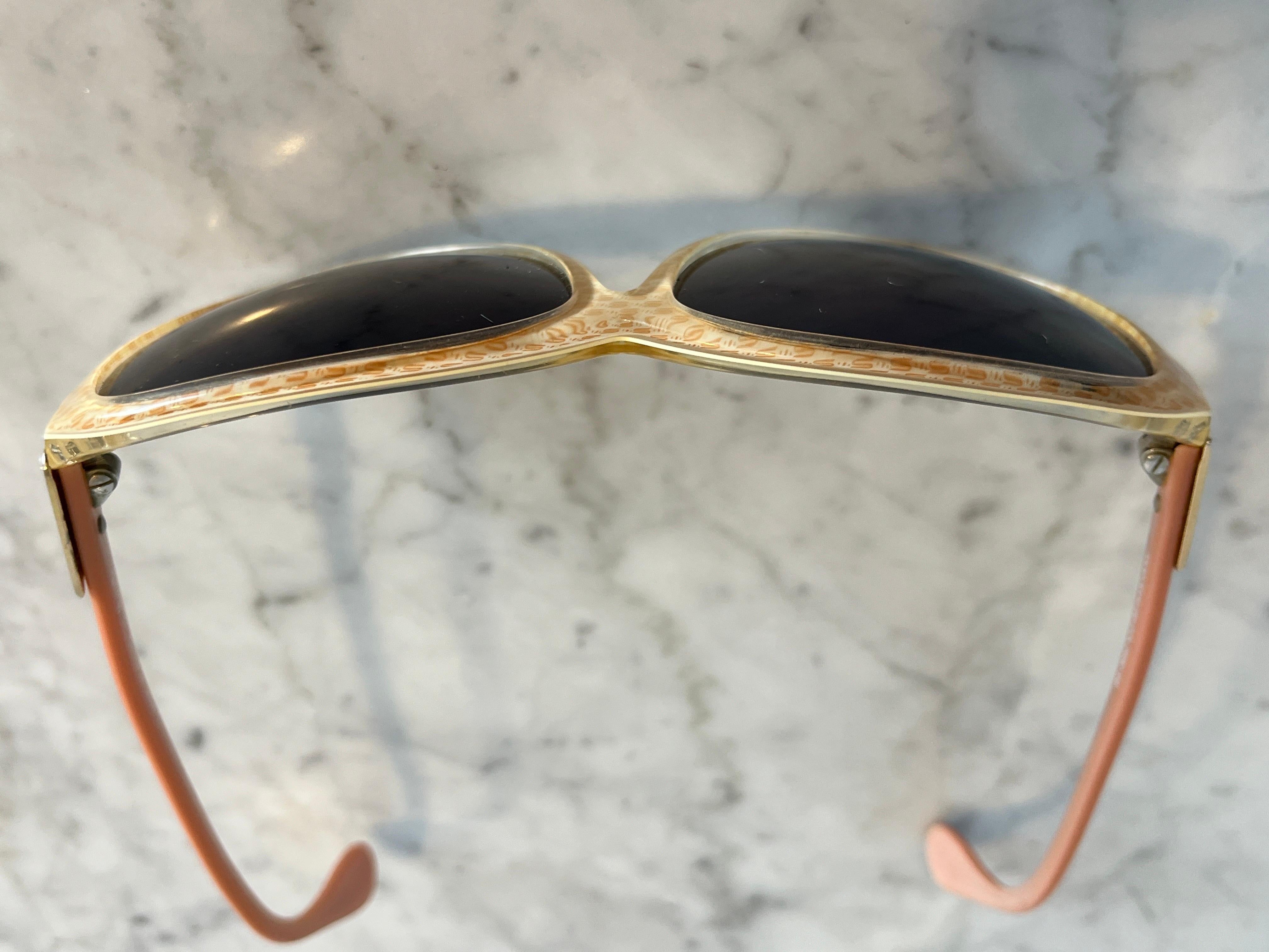 Vintage 1980’s 2 tone apricot sunglasses by Silhouette For Sale 2