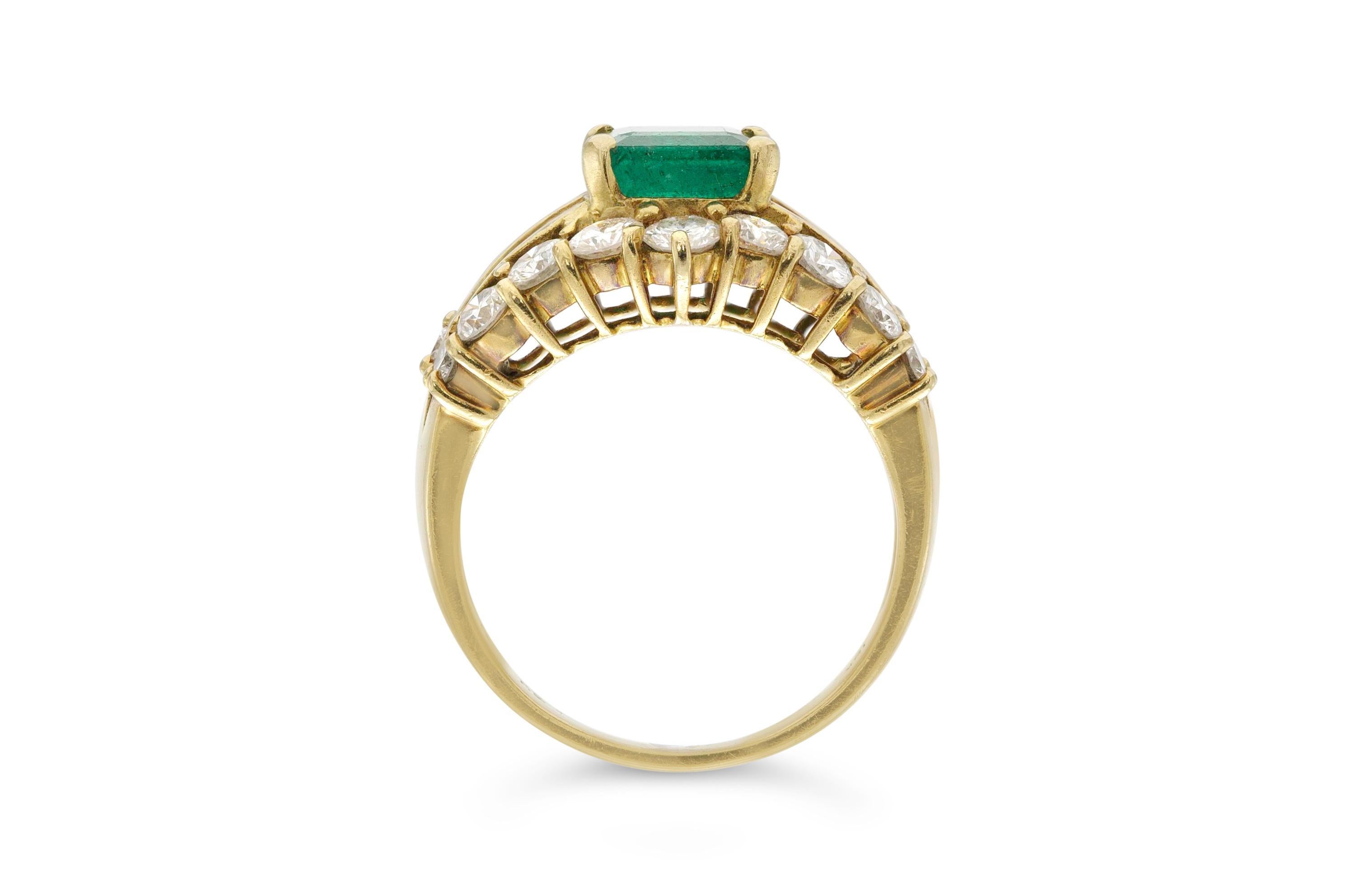 Anello vintage anni '80 con smeraldo e diamanti da 2,50 carati In condizioni buone in vendita a New York, NY
