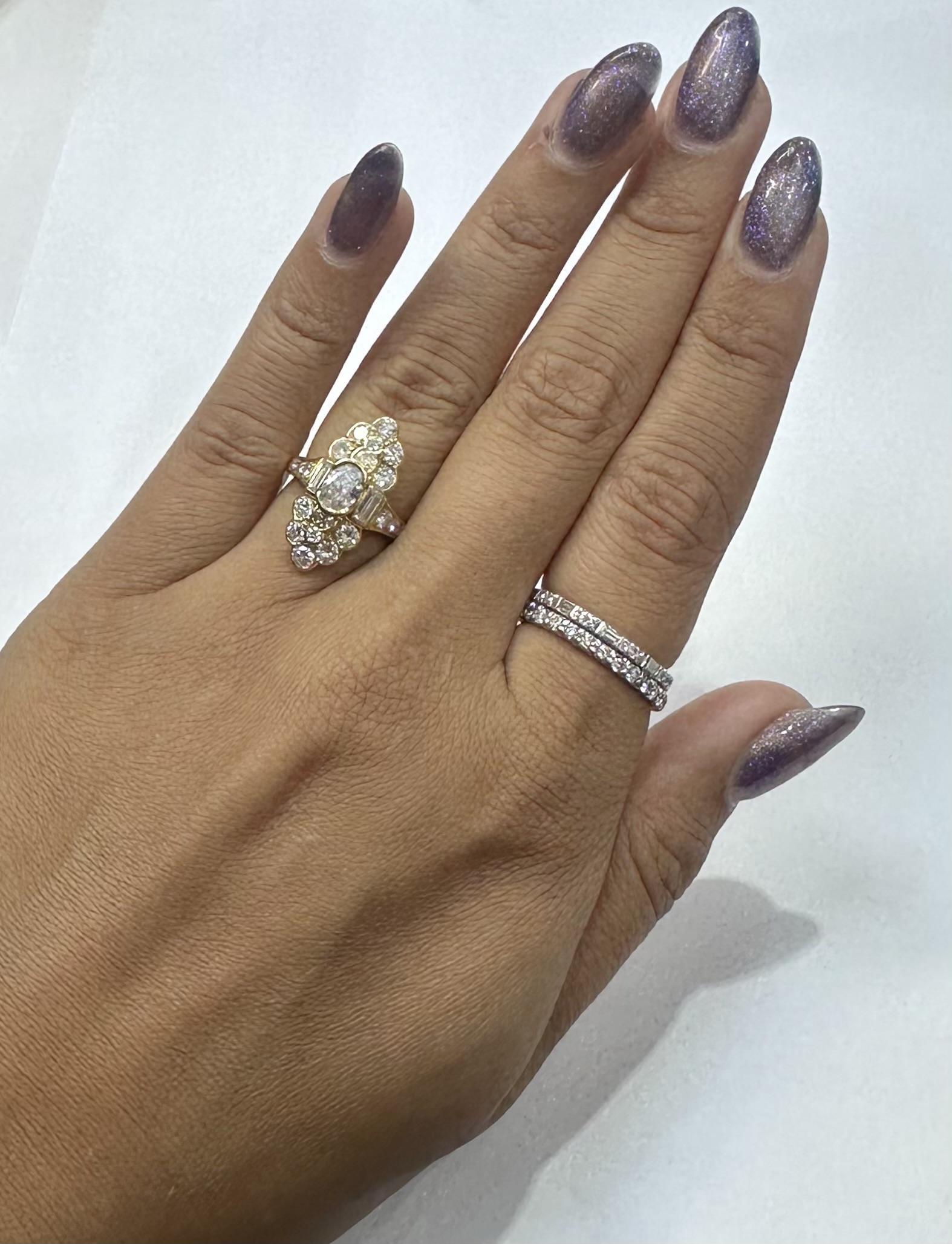 Vintage 1980er Jahre 2,50 Karat Diamanten im Mischschliff Navette Ring Damen im Angebot