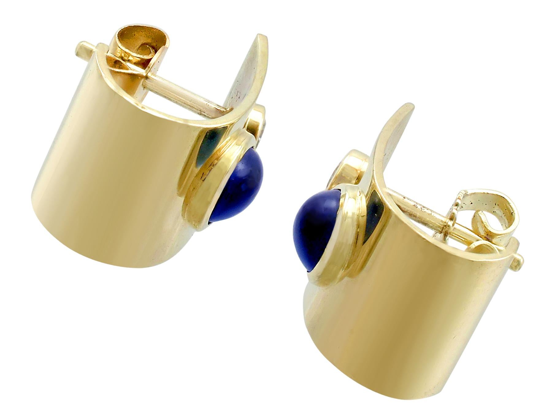 Round Cut Vintage 1980s 2.50 Carat Sapphire and Diamond Yellow Gold Earrings For Sale