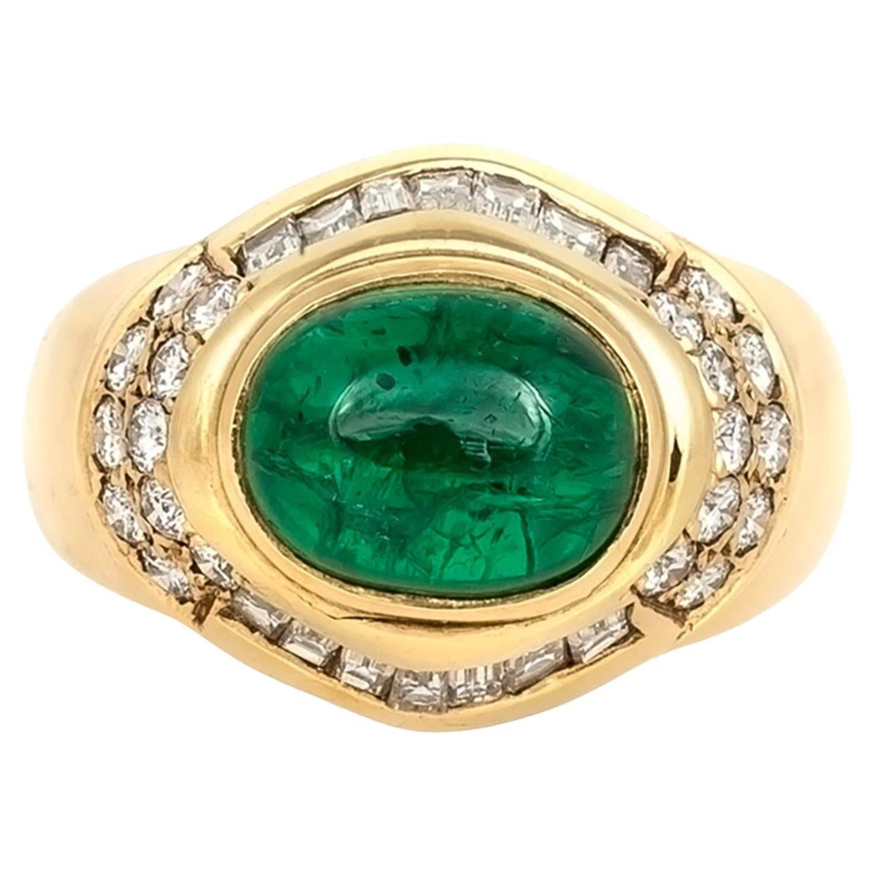 Vintage 1980s 2.69 Carat Cabochon Emerald Ring and Diamonds For Sale