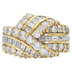 Anello vintage anni 
80 con diamanti taglio baguette e tondo da 3,80 carati