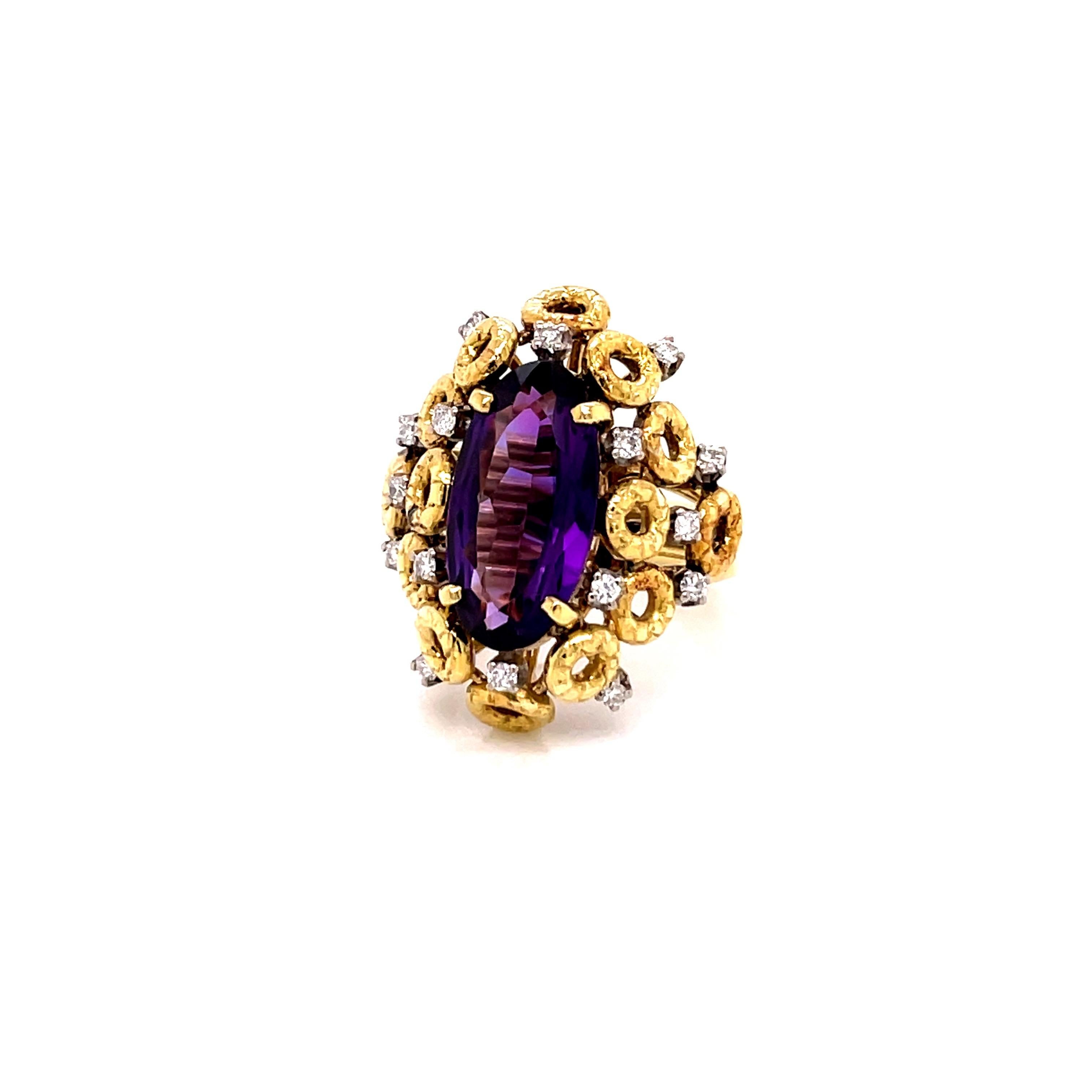 Women's Vintage 1980's 3ct Oval Cut Amethyst Ring with Diamonds For Sale