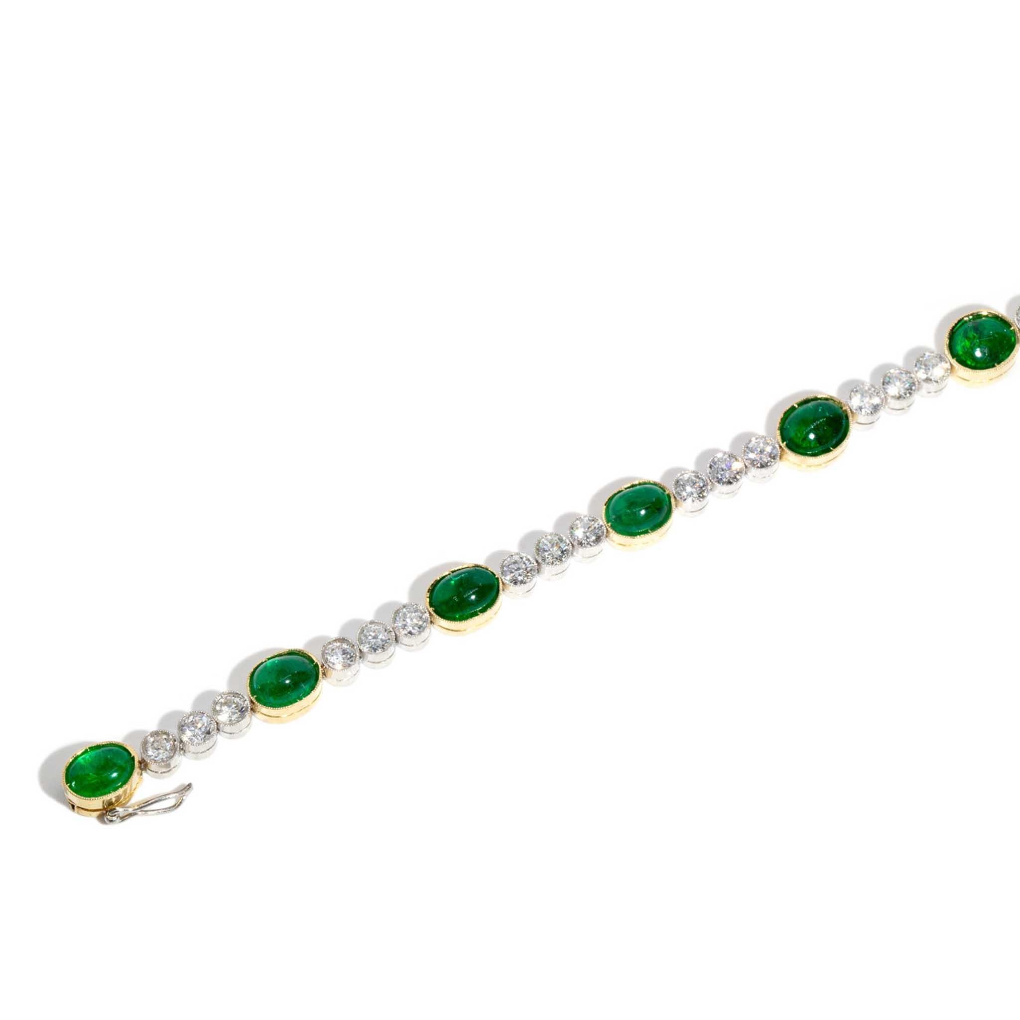 Tennisarmband aus 18 Karat Gold mit 7,20 Karat Smaragd und 3,24 Karat Diamant, Vintage, 1980er Jahre im Angebot 2