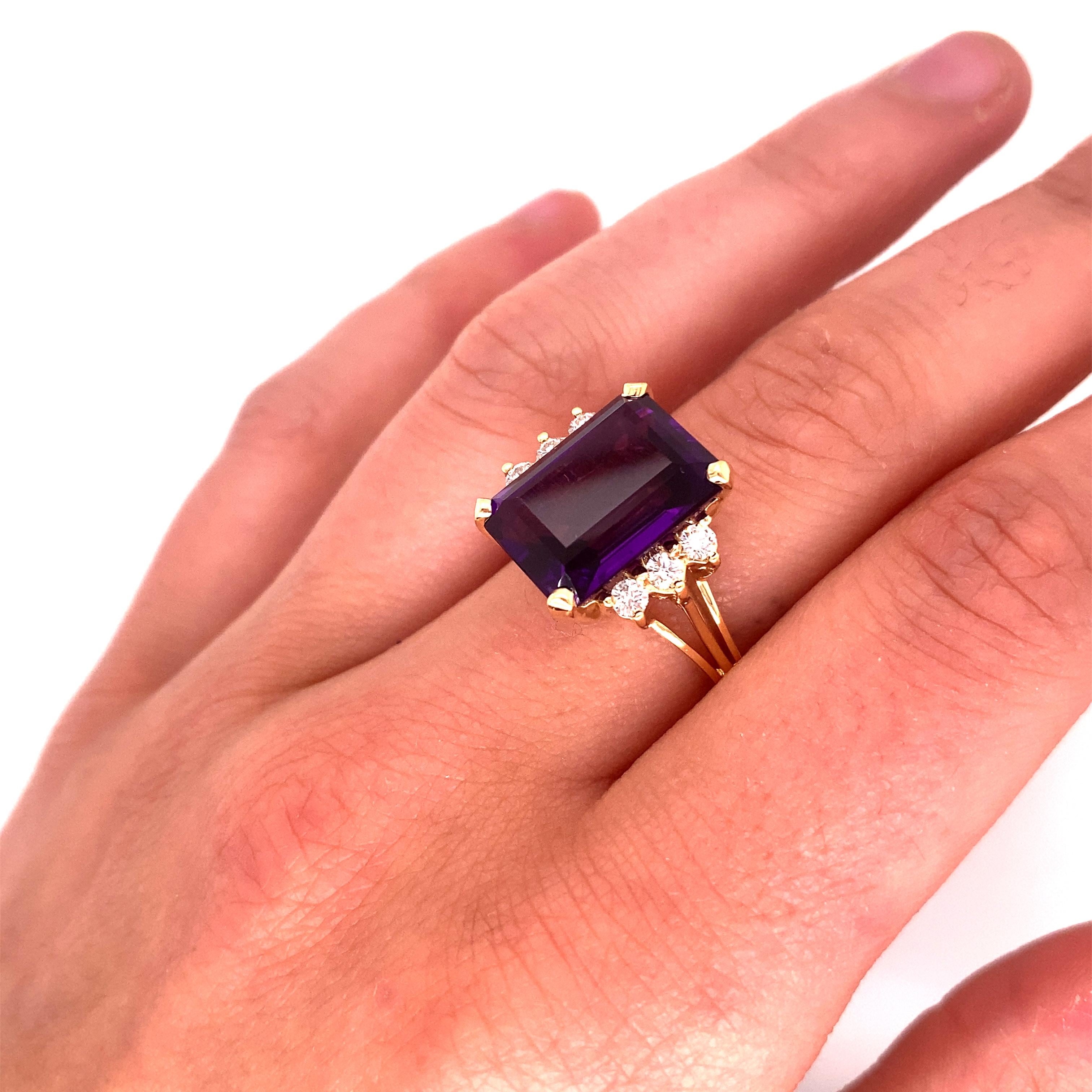 Vintage 1980's 7.35ct Emerald Cut Amethyst Ring with Diamonds 4