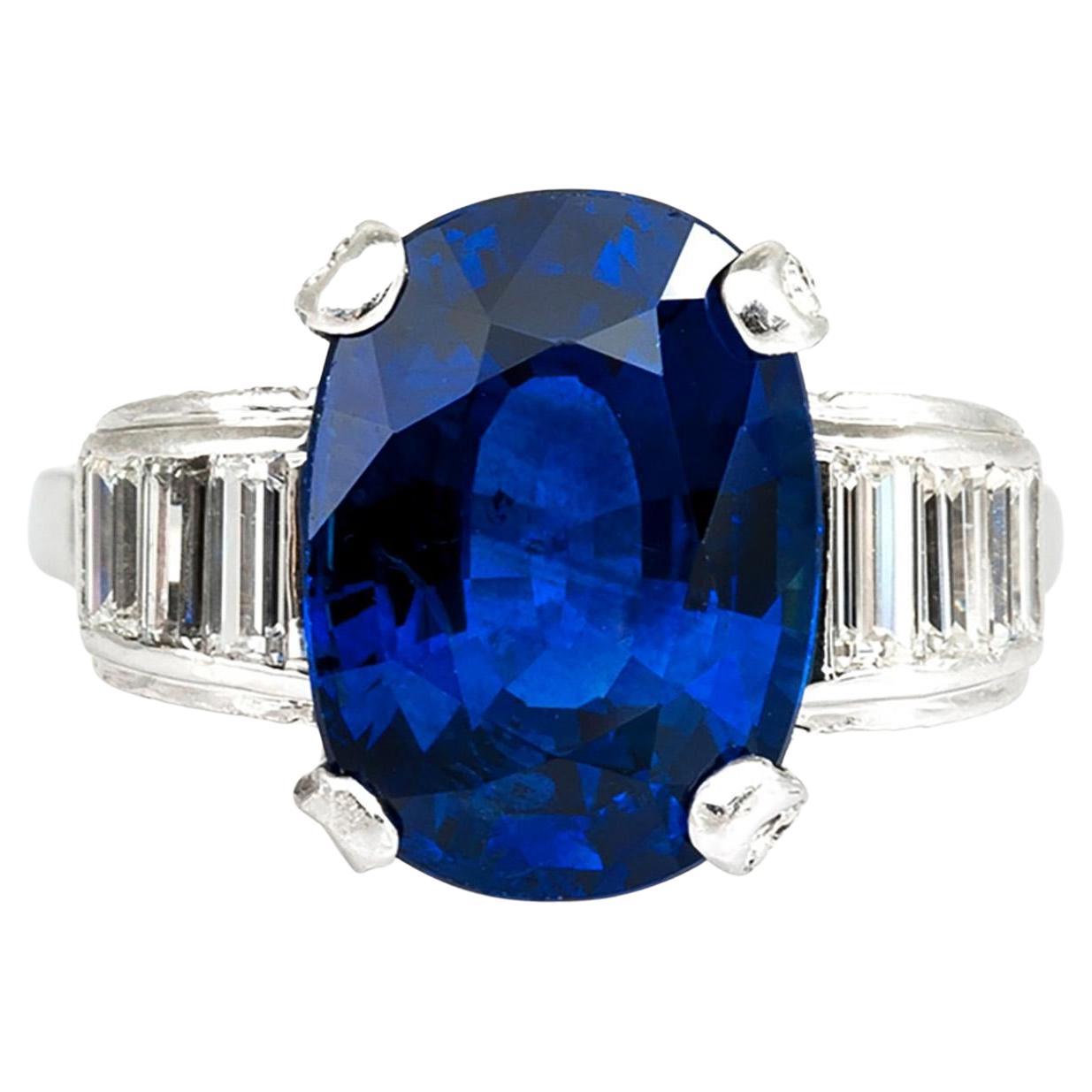 Vintage 1980s 8.16 Carat Sapphire Ring with Diamonds