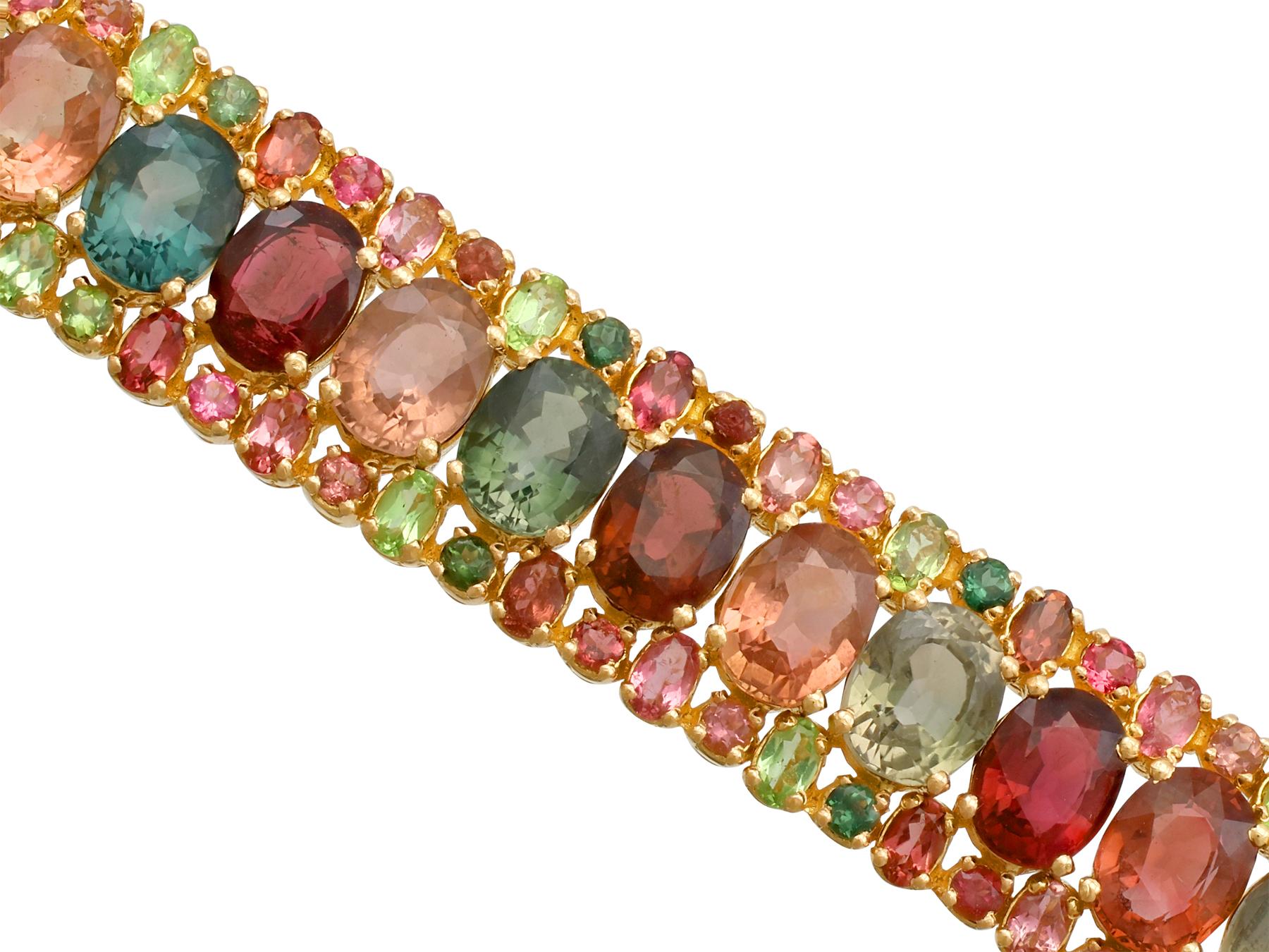 Oval Cut 1980s 96.65 Carat Tourmaline Peridot 18 Yellow Gold Bracelet For Sale