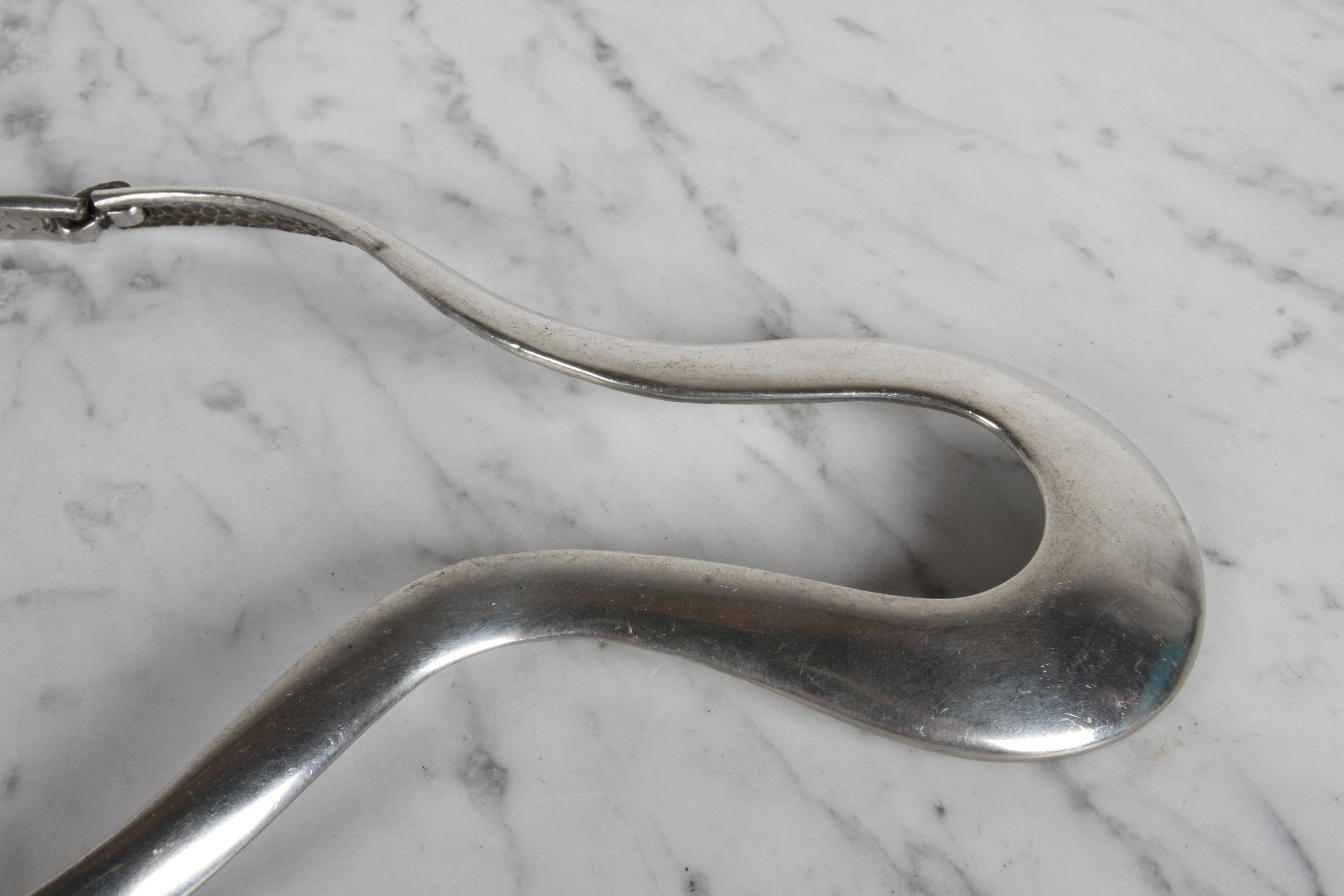 Vintage 1980s Alexis Kirk gegliederte skulpturale Silber Ton Choker Halskette im Angebot 2