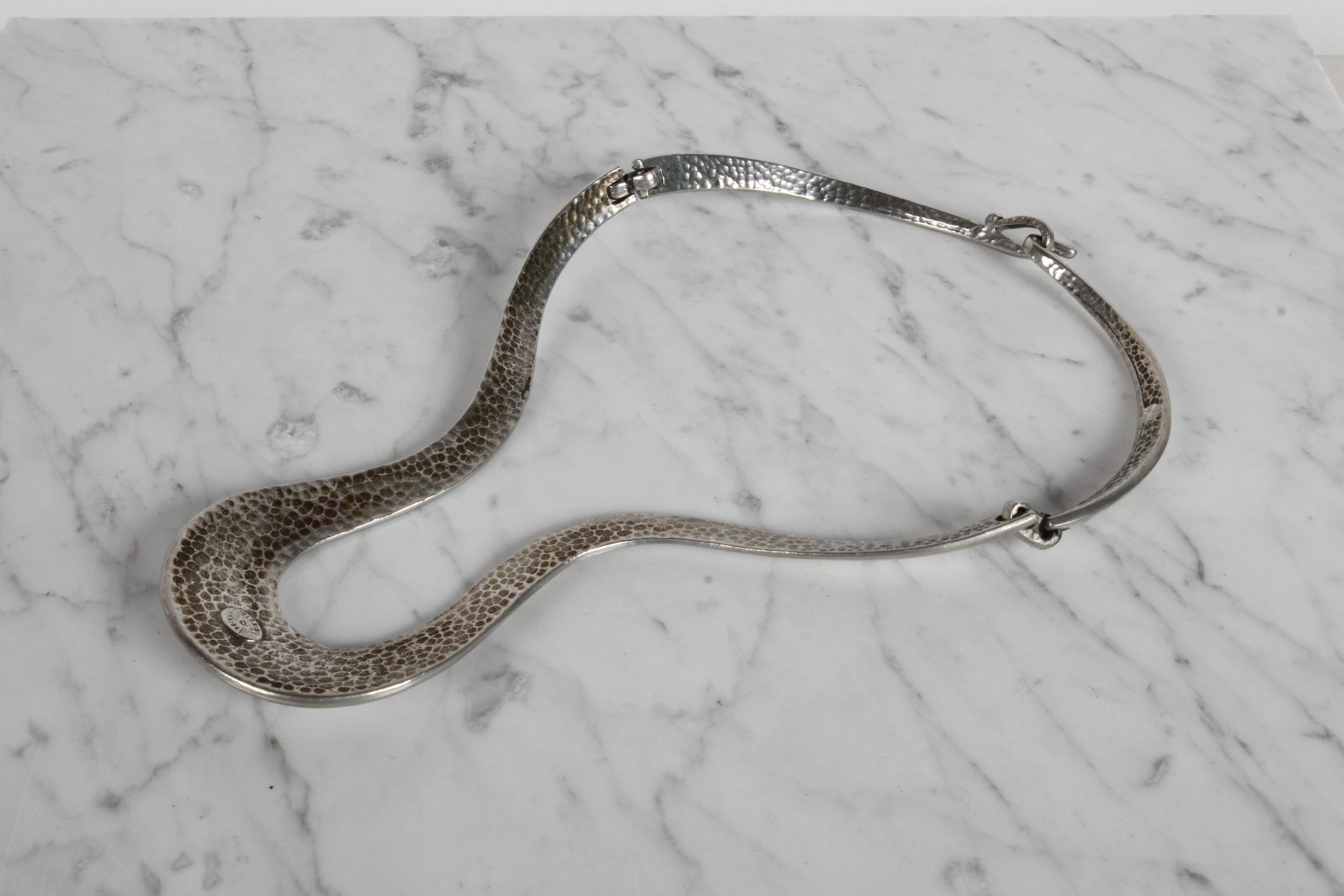 Vintage 1980s Alexis Kirk gegliederte skulpturale Silber Ton Choker Halskette im Angebot 9