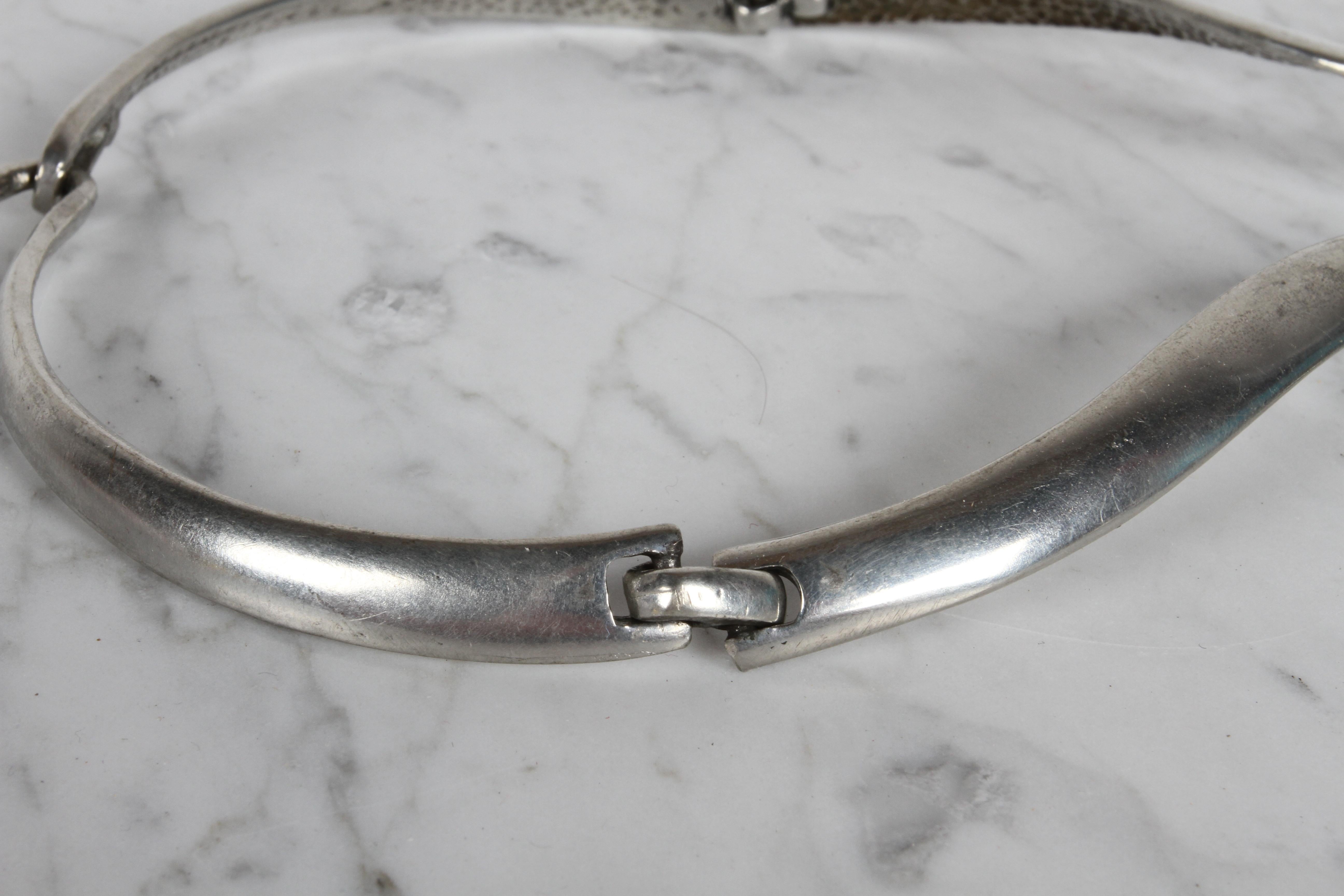 Vintage 1980s Alexis Kirk gegliederte skulpturale Silber Ton Choker Halskette im Angebot 1