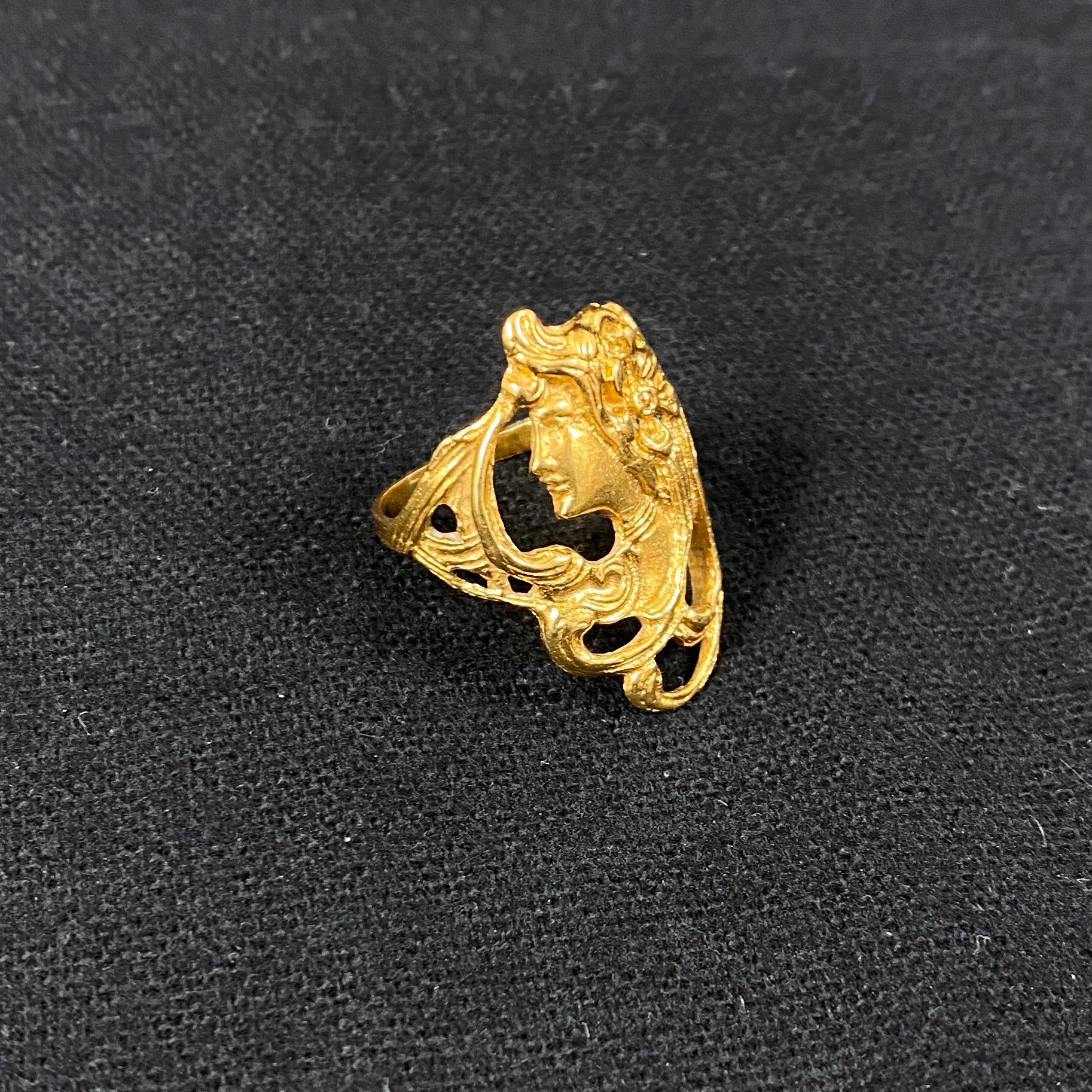 Vintage 1980s Art Nouveau Style Female Figure Openwork Ring Yellow Gold Signed 10