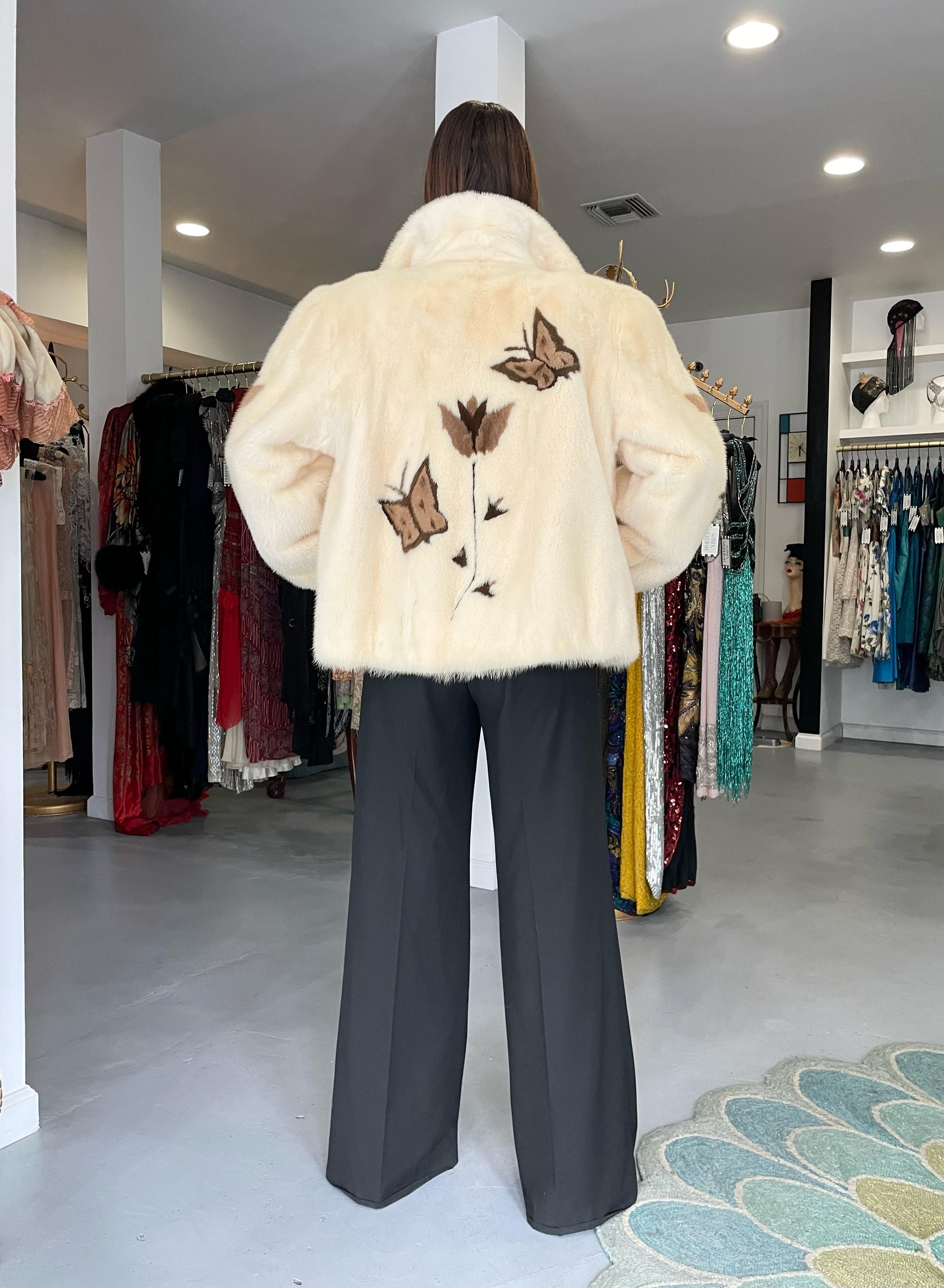 Veste en fourrure de vison imprimée « papillons et fleurs » Balenciaga Couture des années 1980 en vente 11