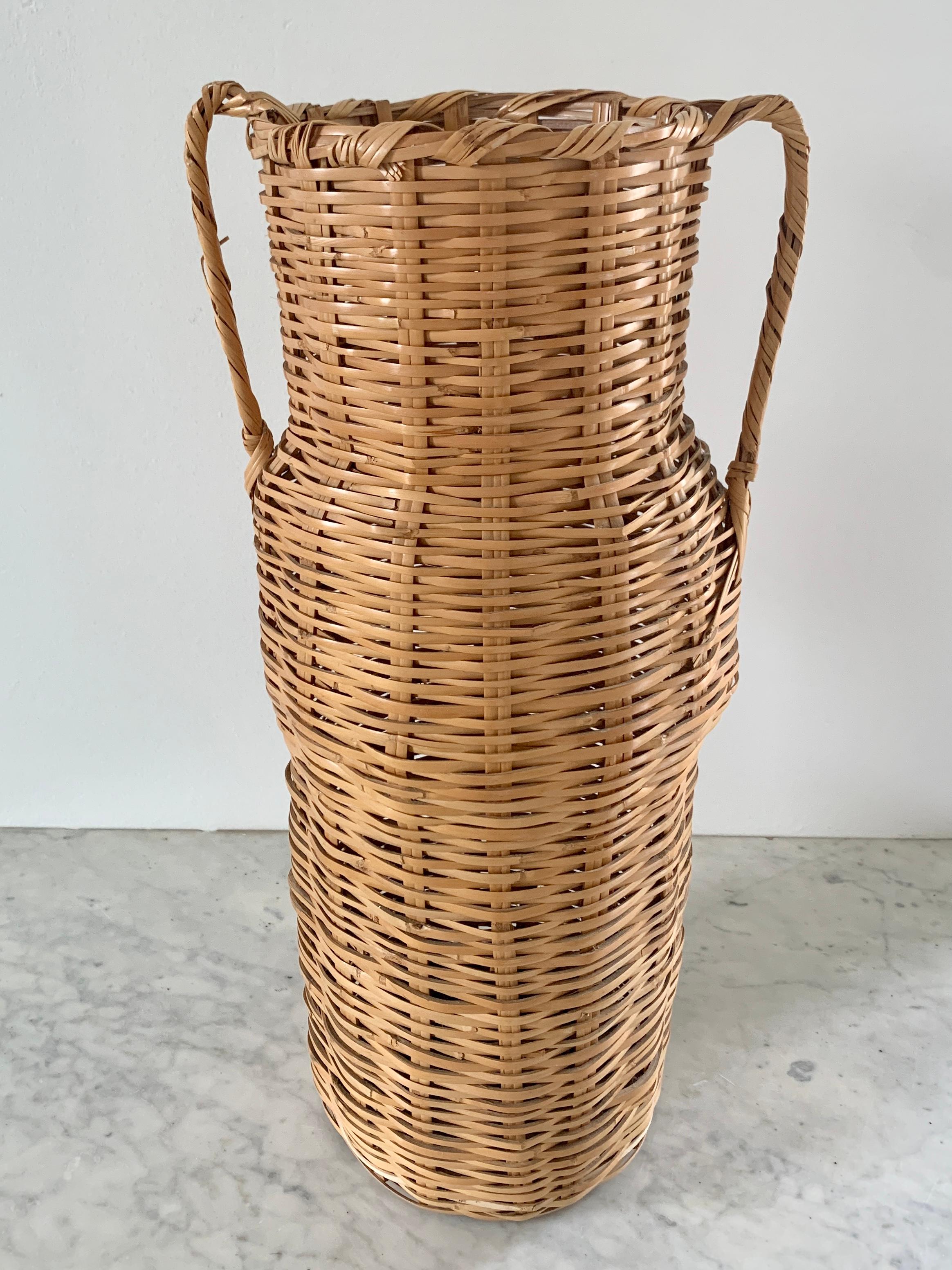 American Vintage 1980s Boho Wicker Amphora Vase Basket For Sale