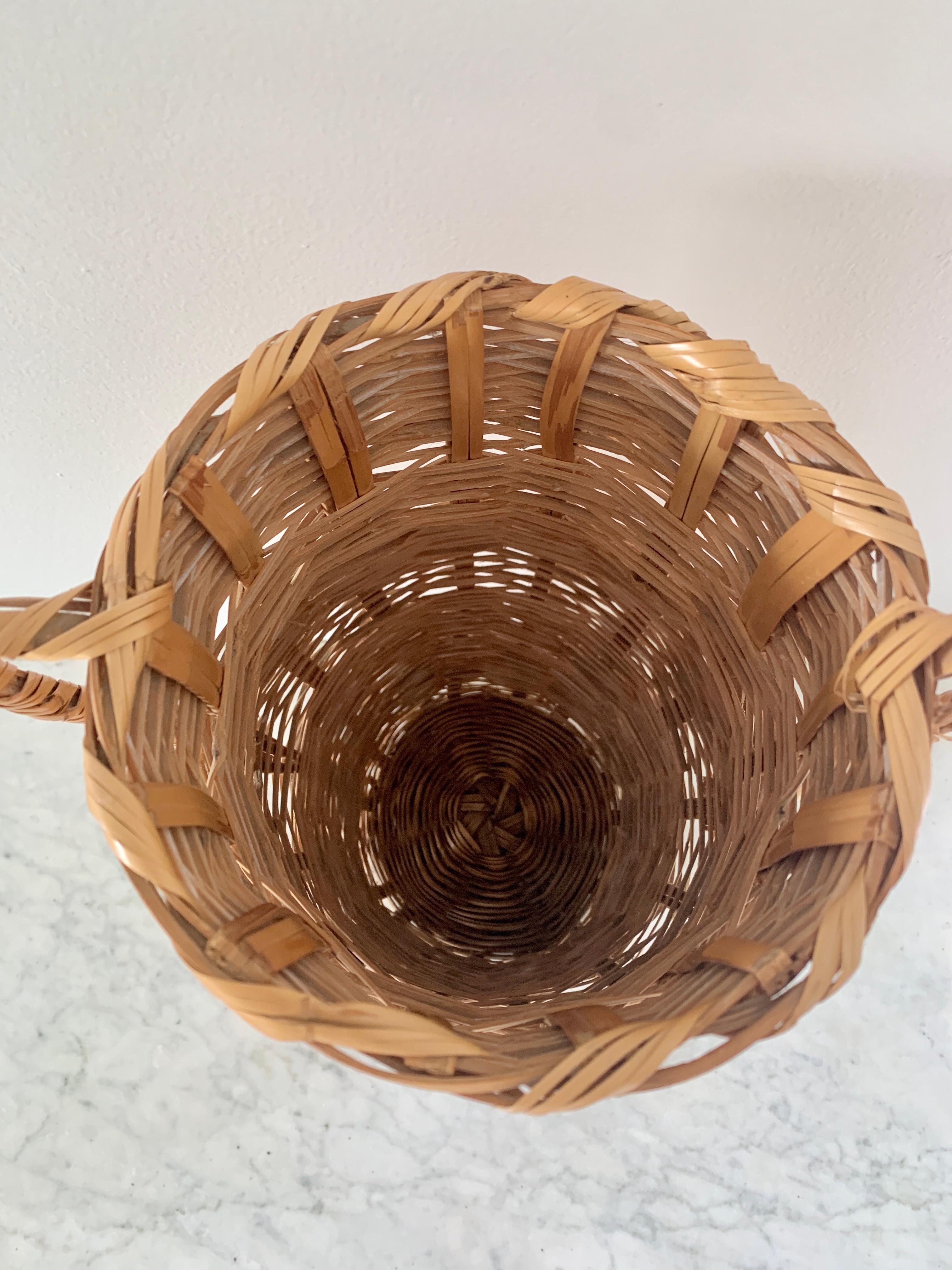 Late 20th Century Vintage 1980s Boho Wicker Amphora Vase Basket For Sale