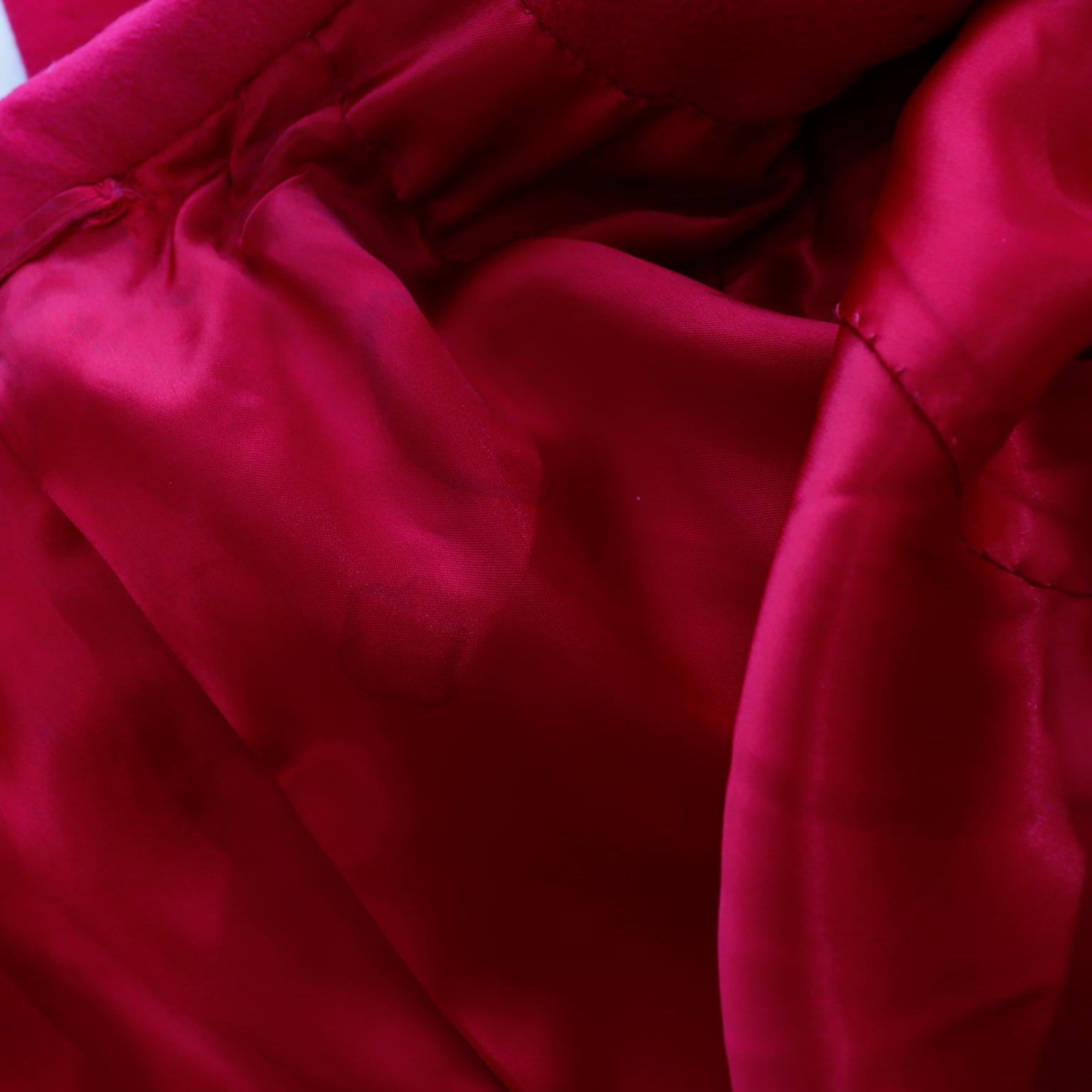 Manteau en cachemire rouge vintage British Textiles des années 1980 en vente 3