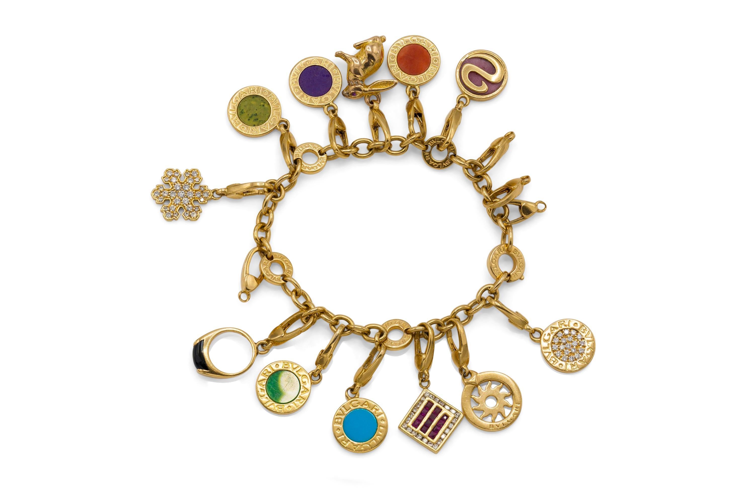 Vintage 1980s Bvlgari 12 Charm Bracelet In Good Condition In New York, NY