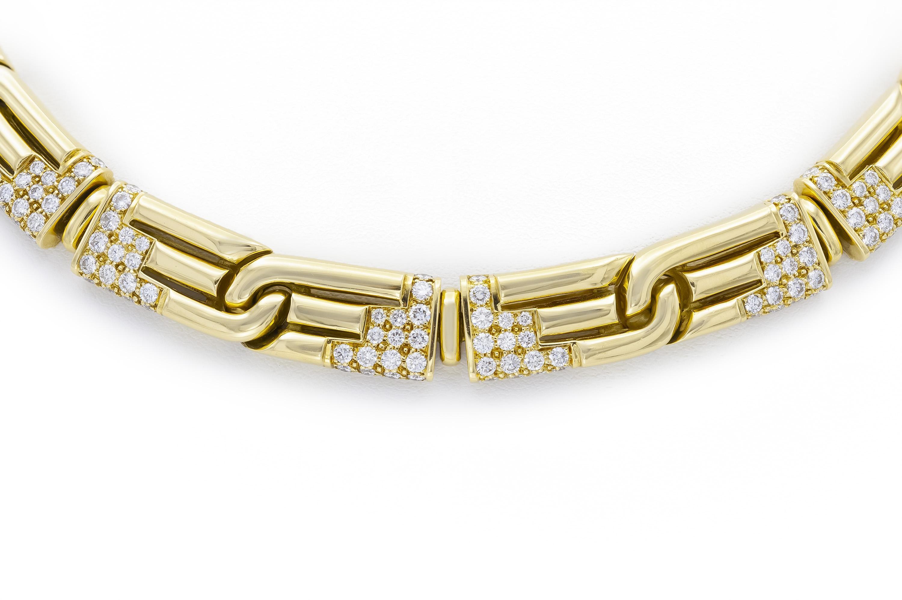 Round Cut Vintage 1980s Bvlgari Gold and Diamonds Link Collar Necklace For Sale