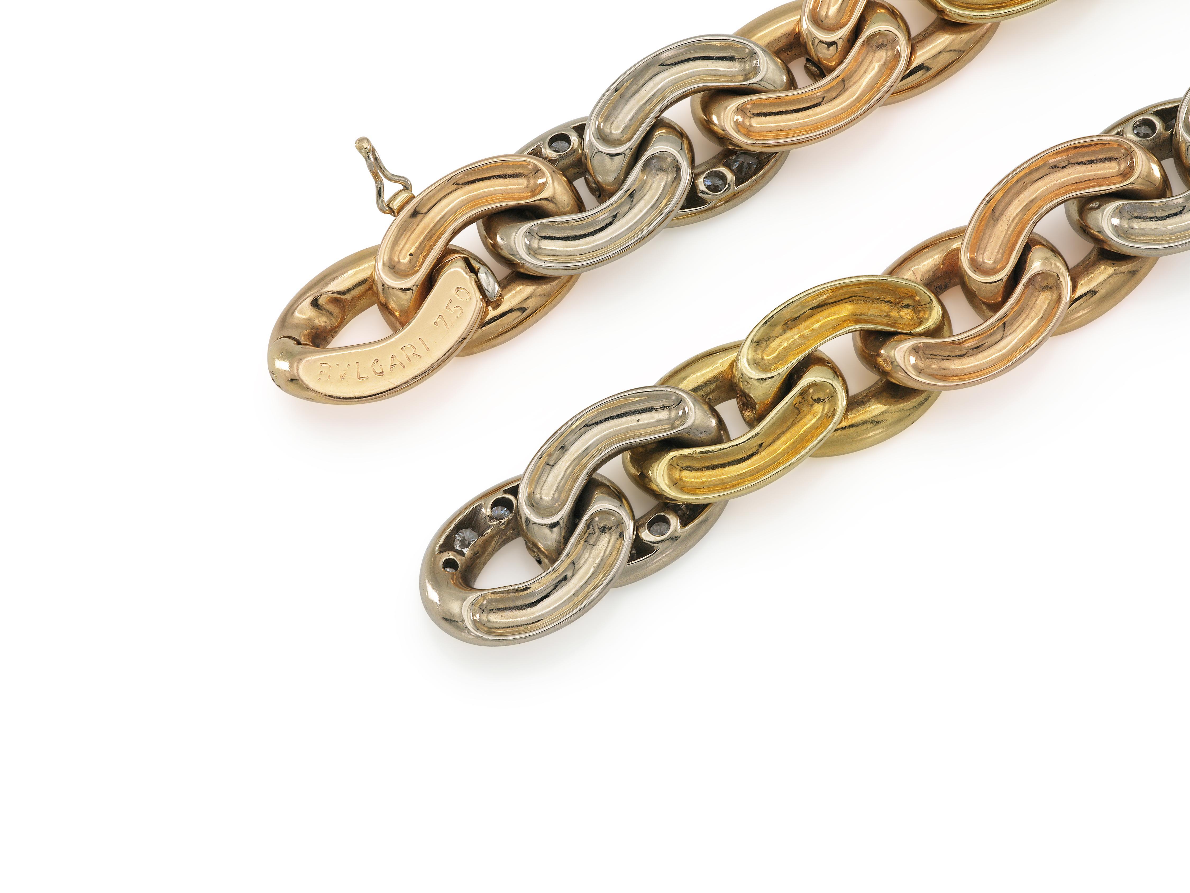 Vintage 1980s Bvlgari Tri-Tone Curb Link Bracelet with Diamonds In Good Condition For Sale In New York, NY