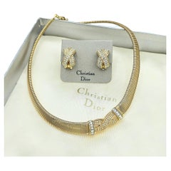 Vintage anni '80 Christian Dior Collana Omega placcata in oro e orecchini a clip