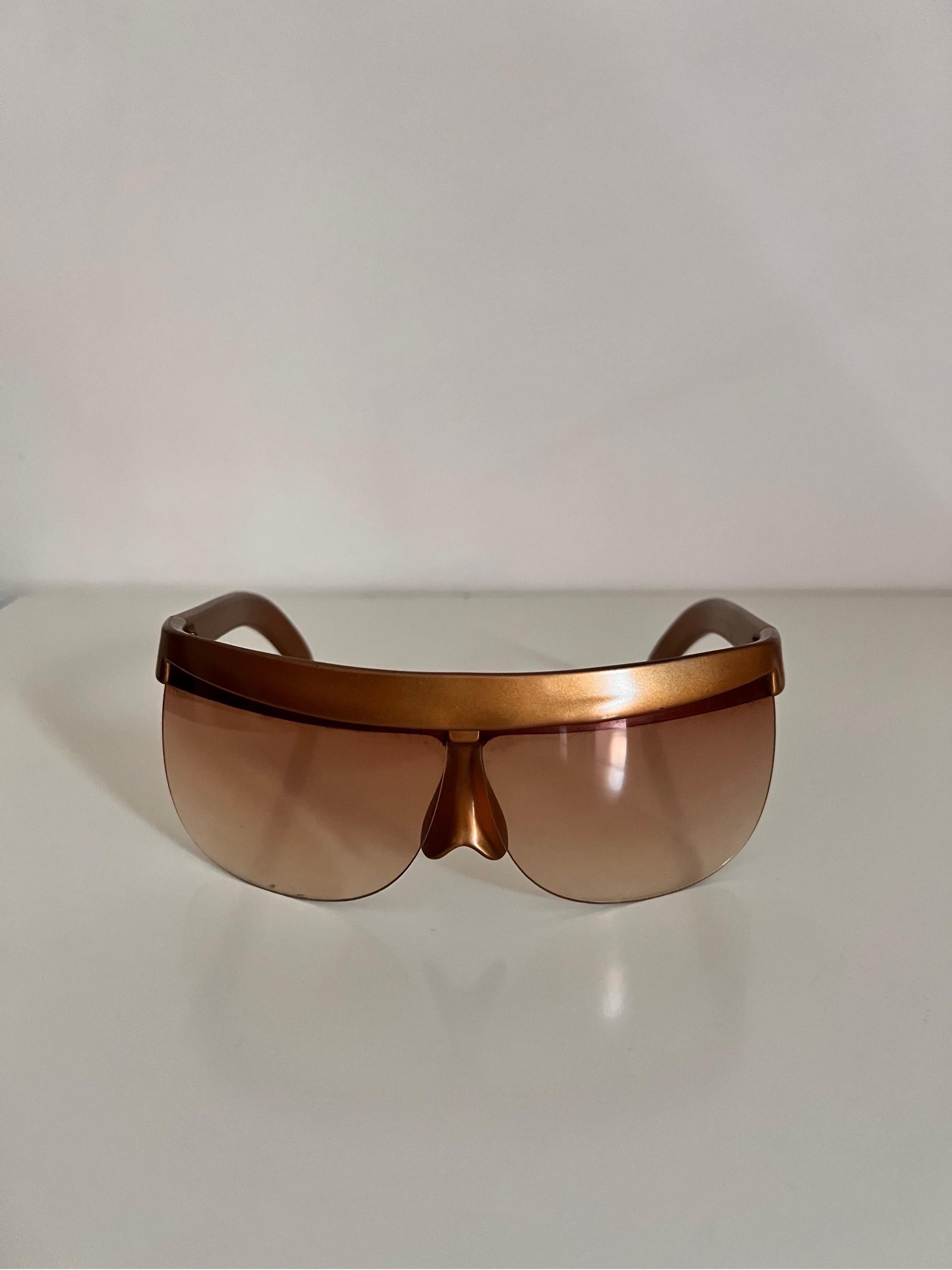 Vintage 1980’s Courrèges gold shield style sunglasses For Sale 2