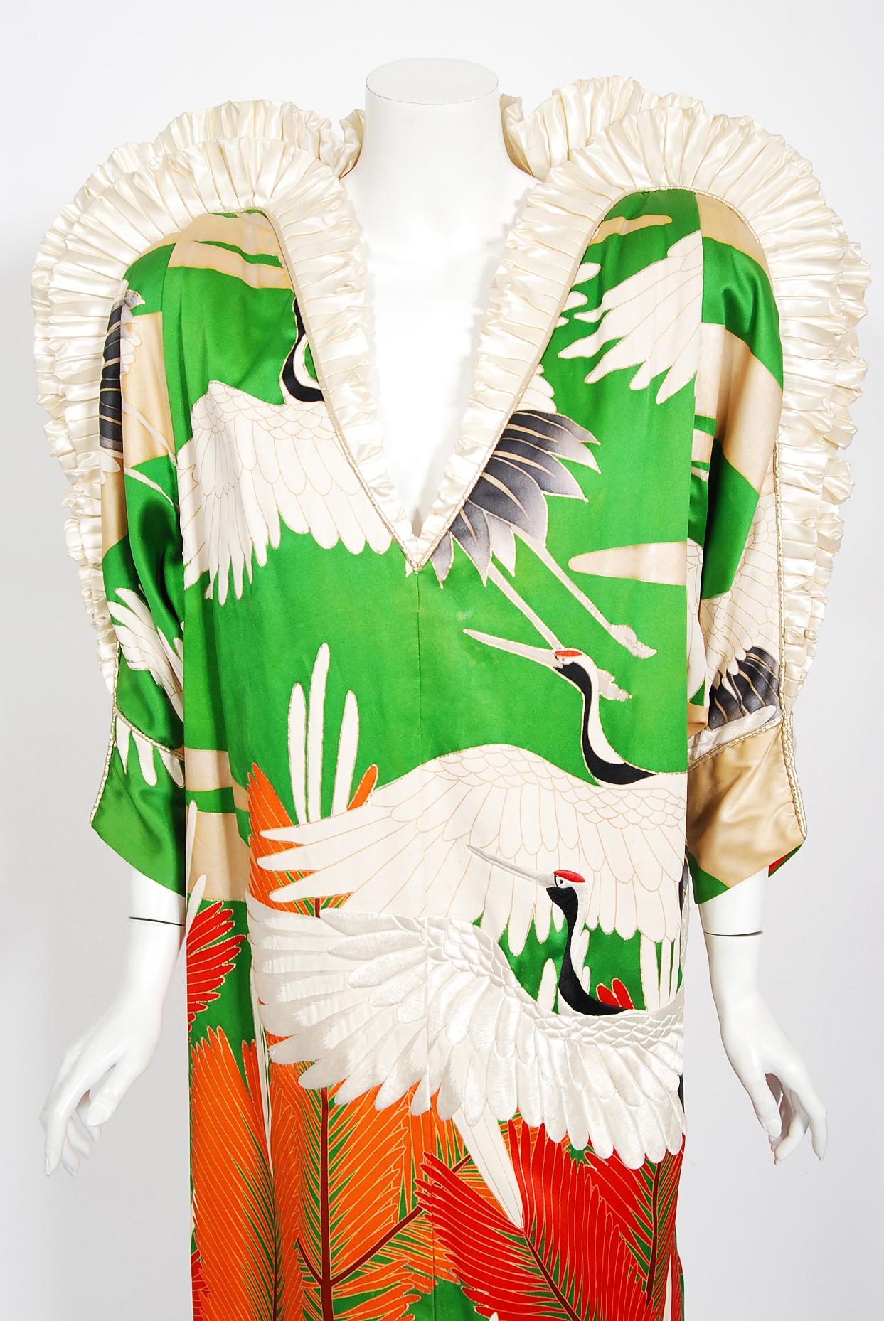 Sensational and incredibly whimsical Leslie Jean Goldberg designer avant-garde novelty crane bird dress dating back to the early 1980's. Leslie Jean Goldberg was a New York artist who sold unique clothing and jewerly that truly told a story. Though